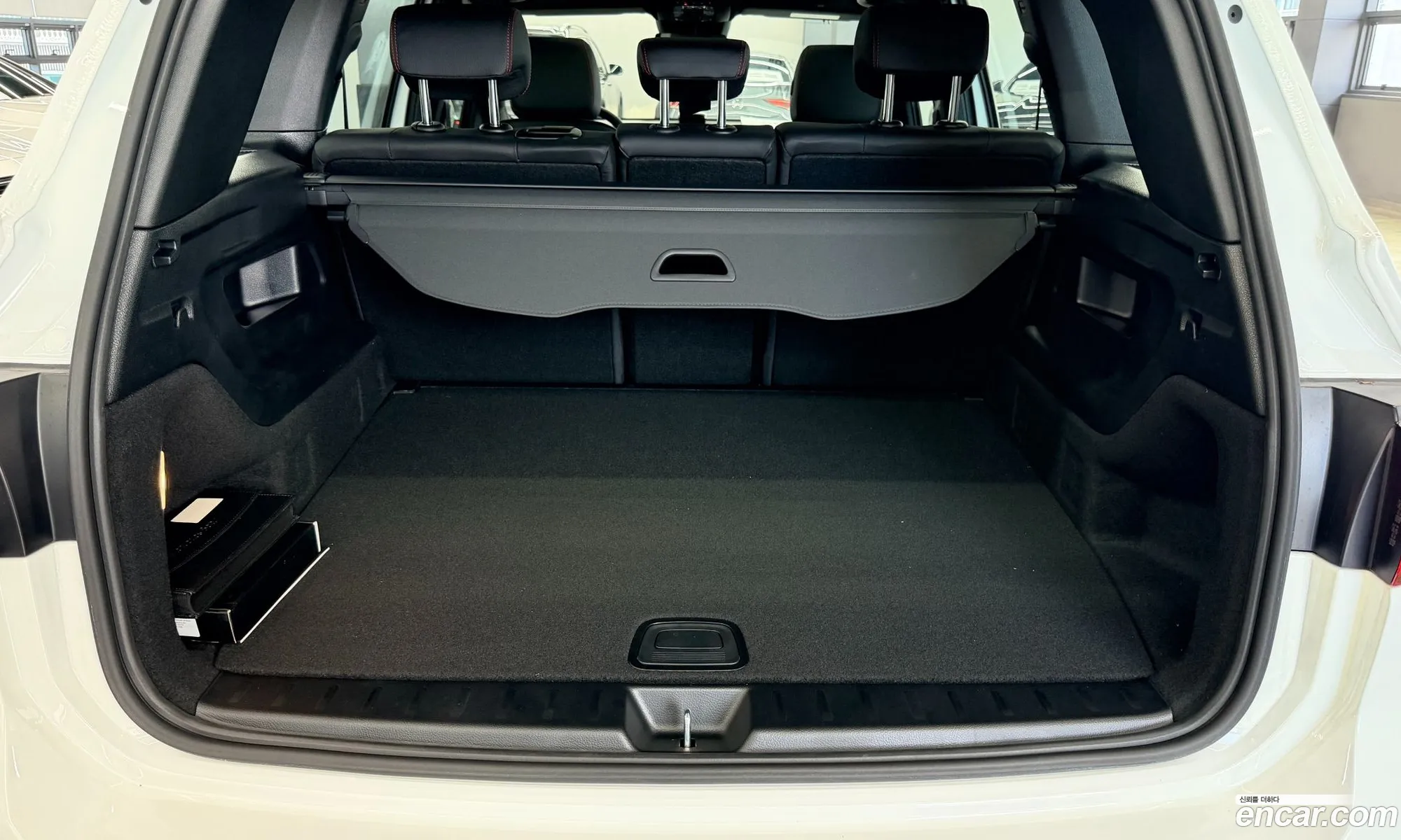 Mercedes-Benz GLB-Class X247 2025 — 12
