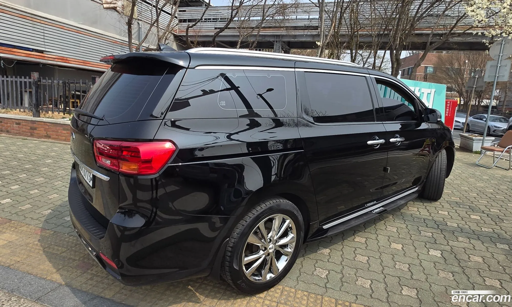 Kia Carnival 2019 — 15