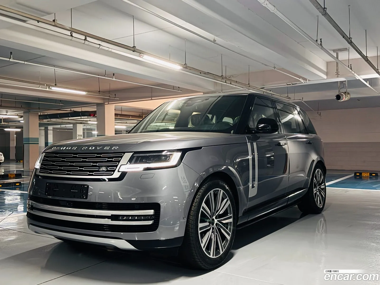 Land Rover Range Rover 2026 — 11