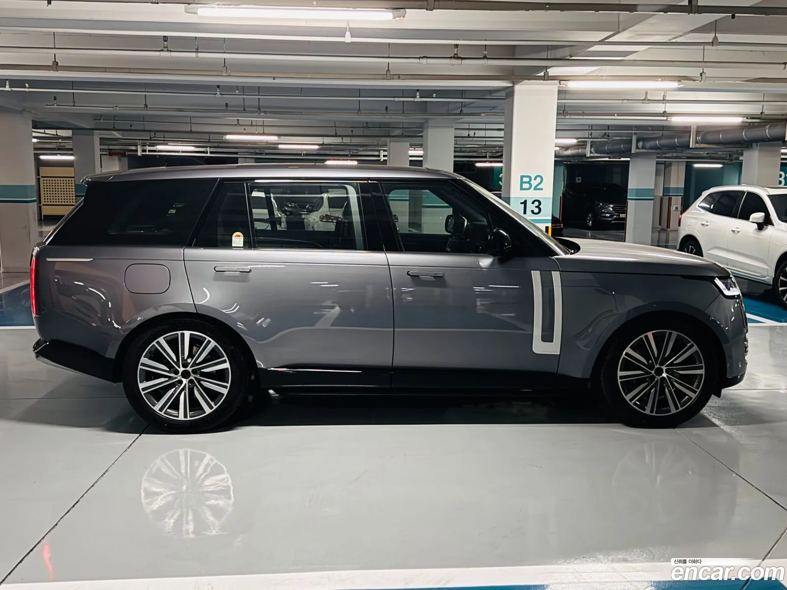 Land Rover Range Rover 2026 — 7