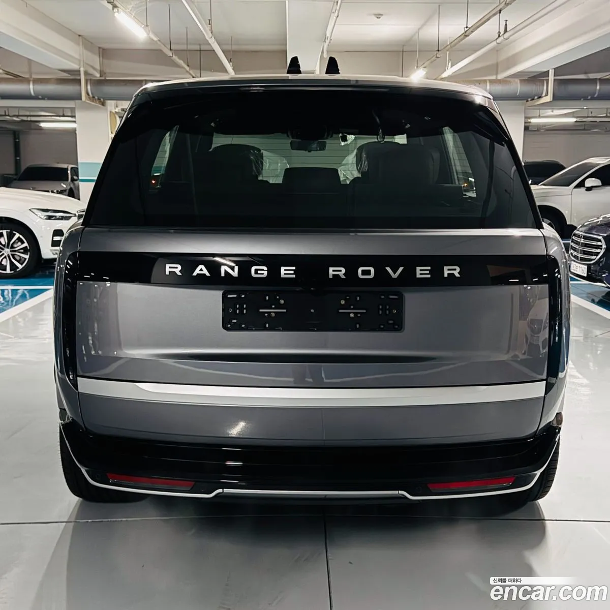 Land Rover Range Rover 2026 — 10