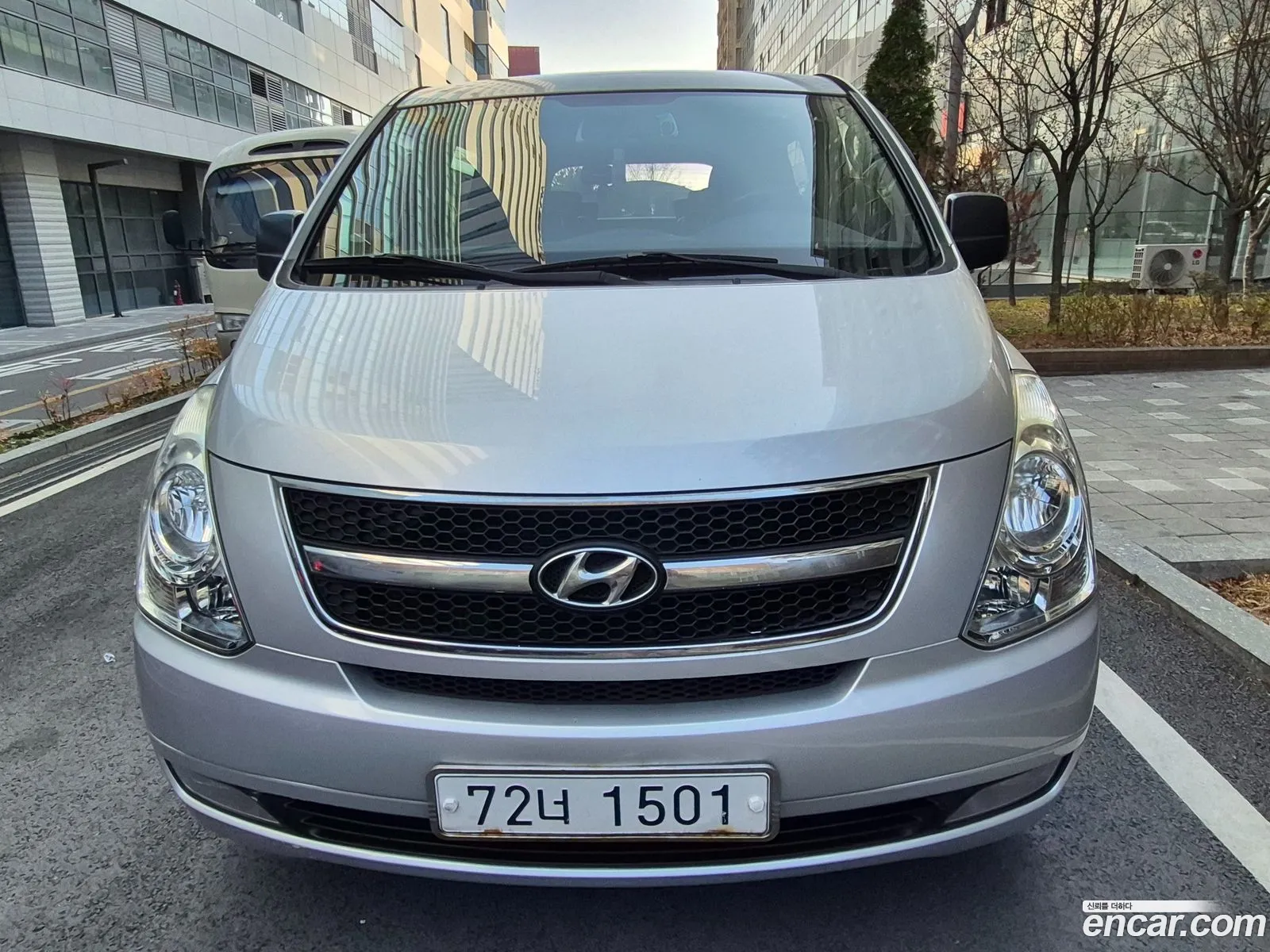 Hyundai Grand Starex 2010 — 11