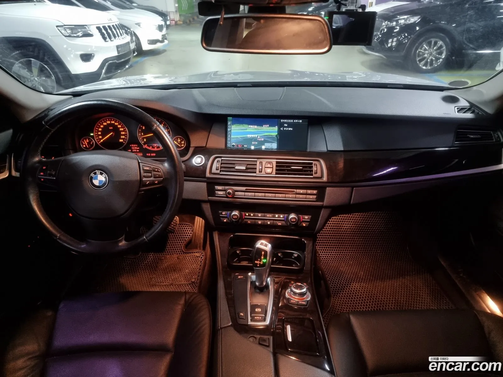 BMW 5 Series 2010 — 20