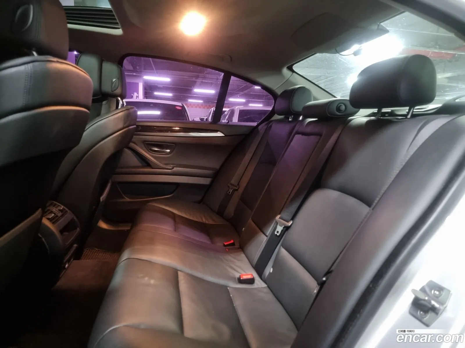 BMW 5 Series 2010 — 16