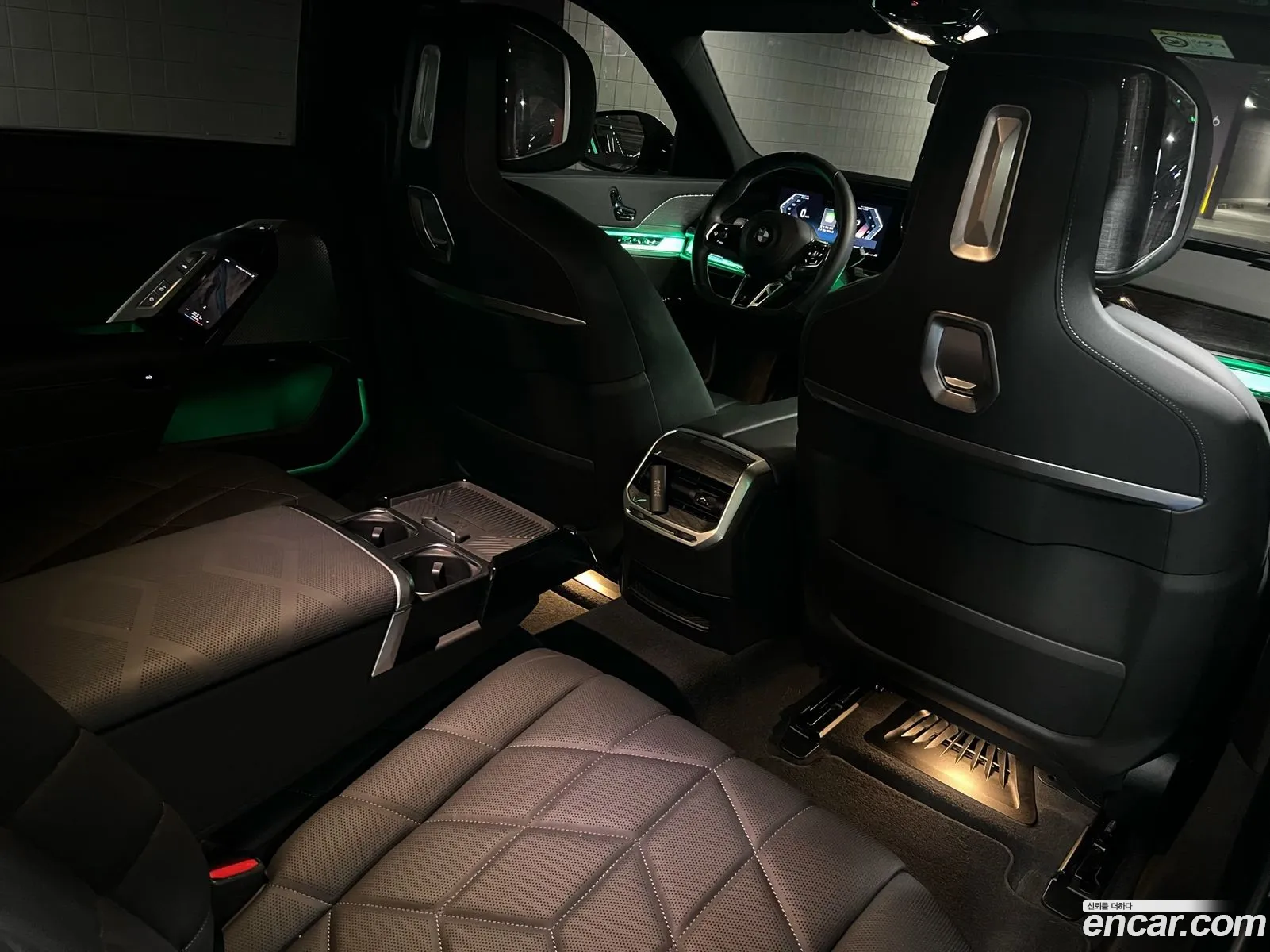 BMW 7 Series 2024 — 8