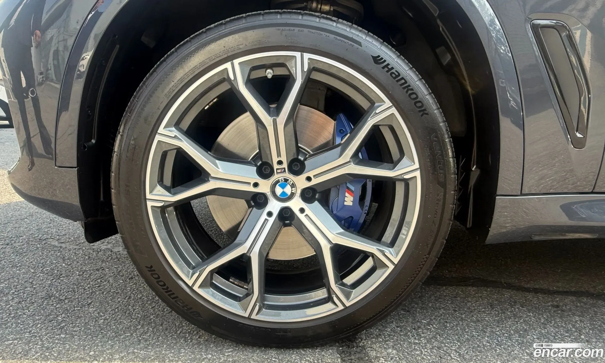 BMW X5 2021 — 8