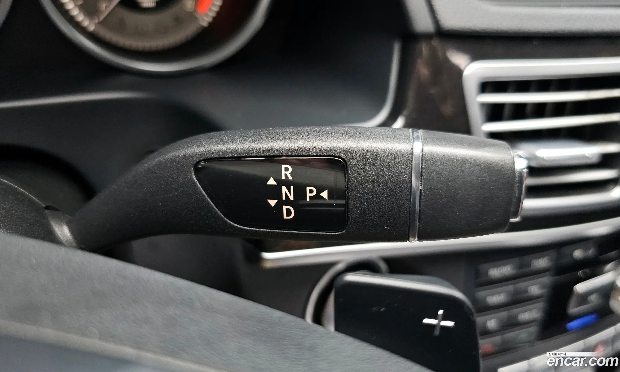 Mercedes-Benz E-Class W212 2014 WDDHF8BB8EB052072 — 5