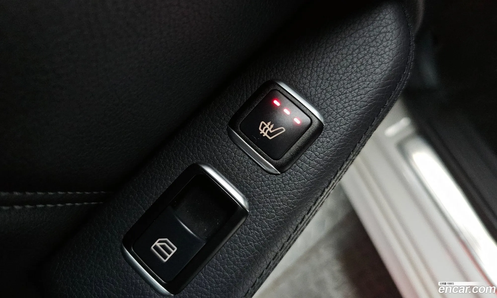 Mercedes-Benz E-Class W212 2014 WDDHF8BB8EB052072 — 16