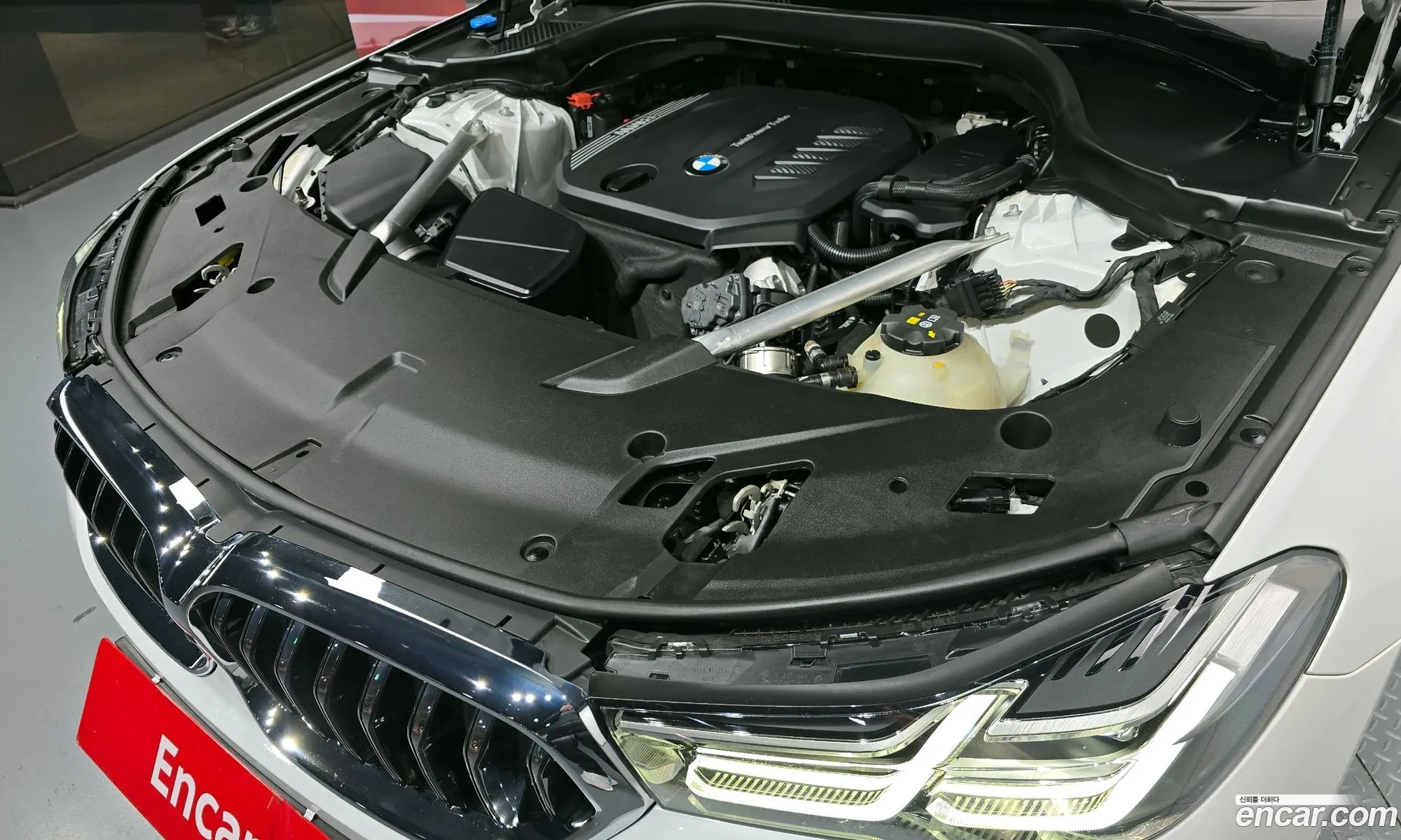 BMW 6 Series GT 2023 — 11