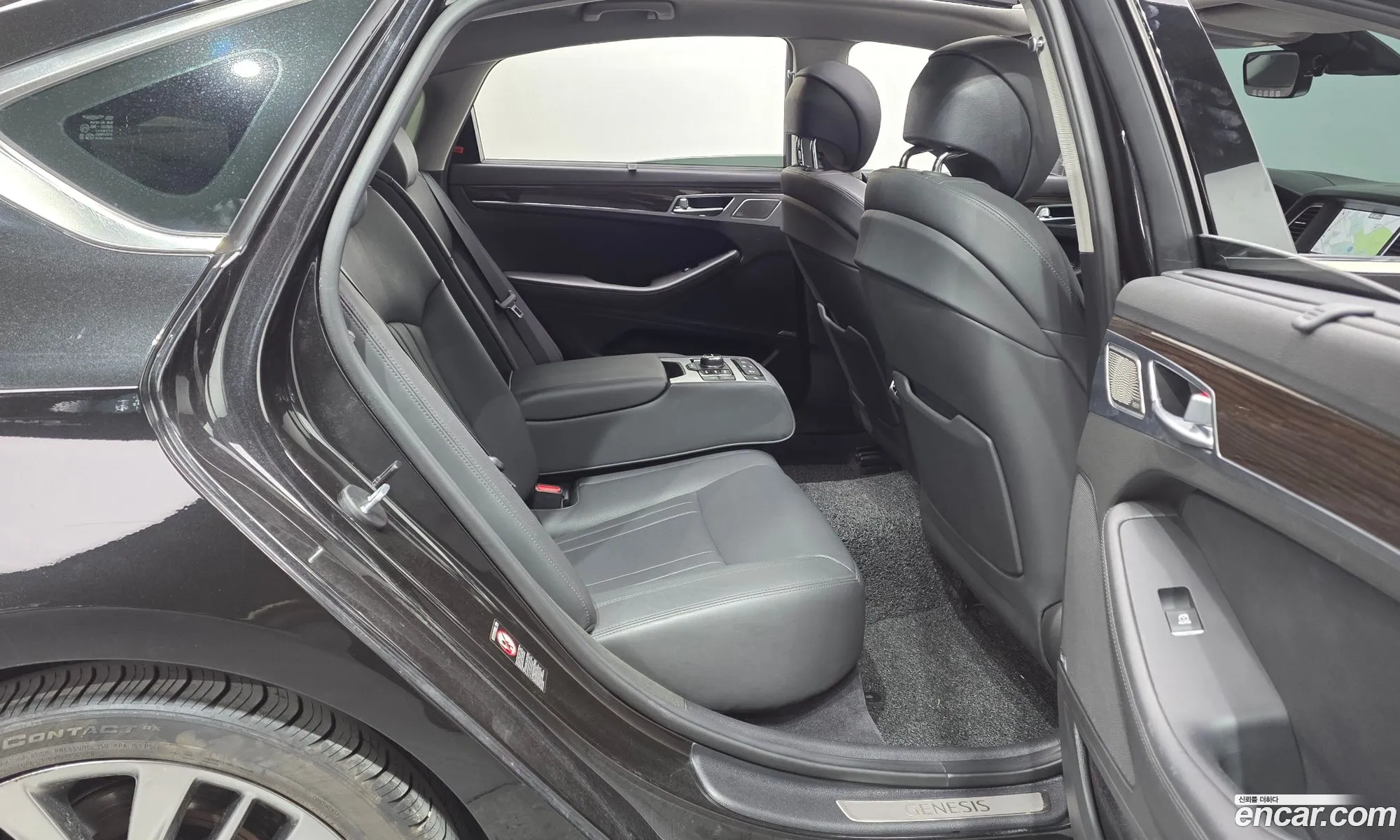 Genesis G80 2018 — 2
