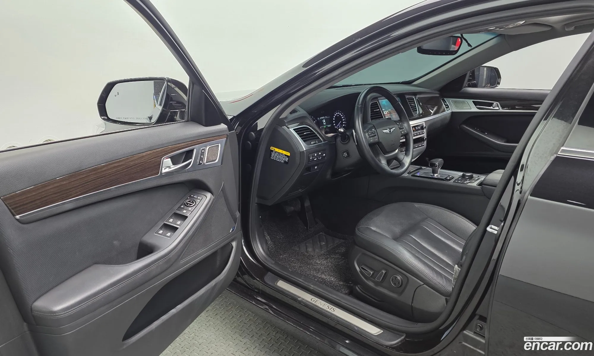Genesis G80 2018 — 12