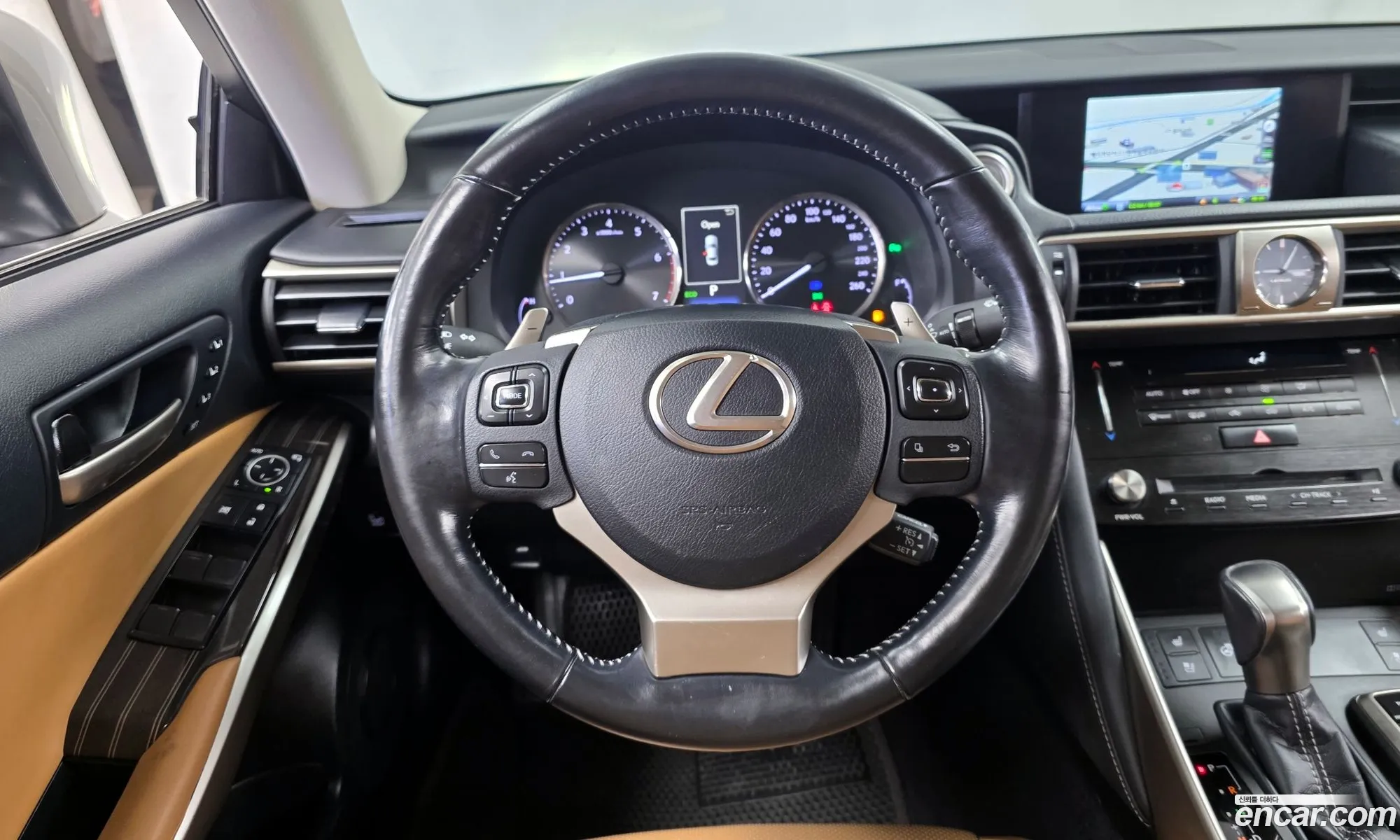 Lexus IS200t 2017 JTHBA5D26H5056830 — 9