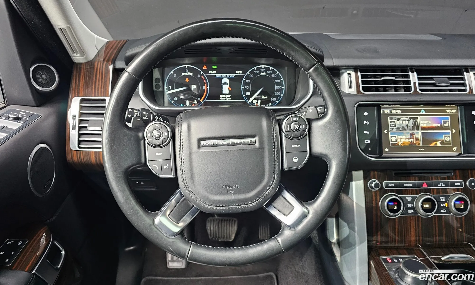 Land Rover Range Rover 2016 SALGA2JF3GA283047 — 3