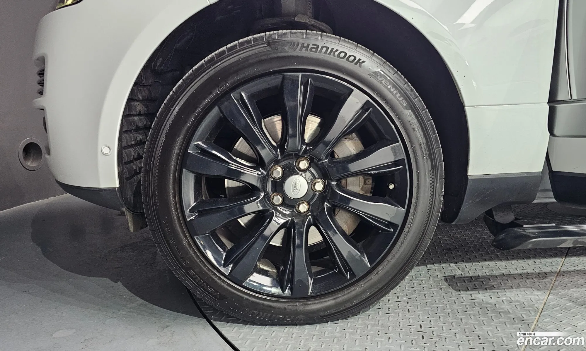 Land Rover Range Rover 2016 SALGA2JF3GA283047 — 2