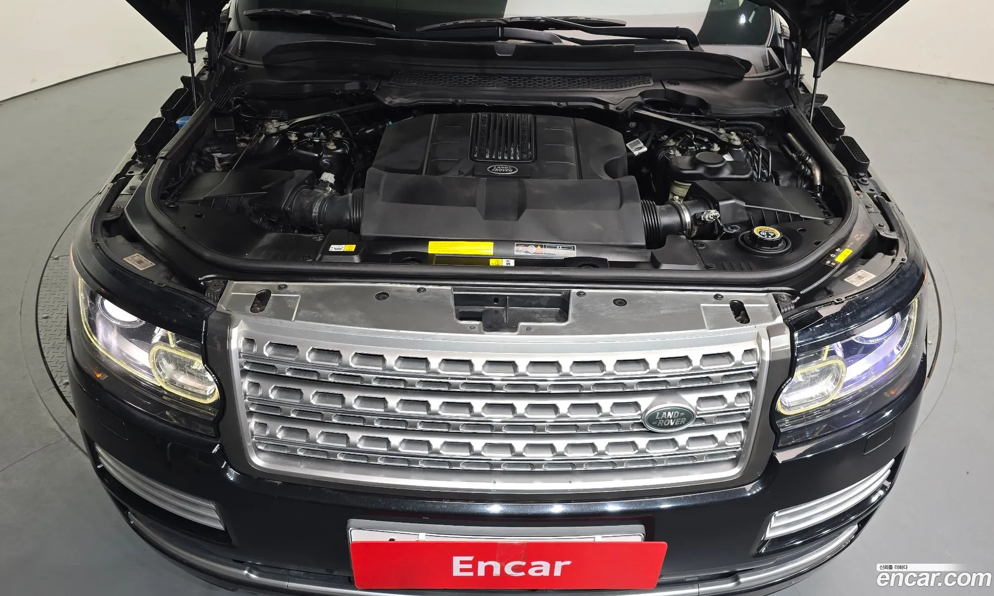 Land Rover Range Rover 2016 SALGA2EF9GA314523 — 17