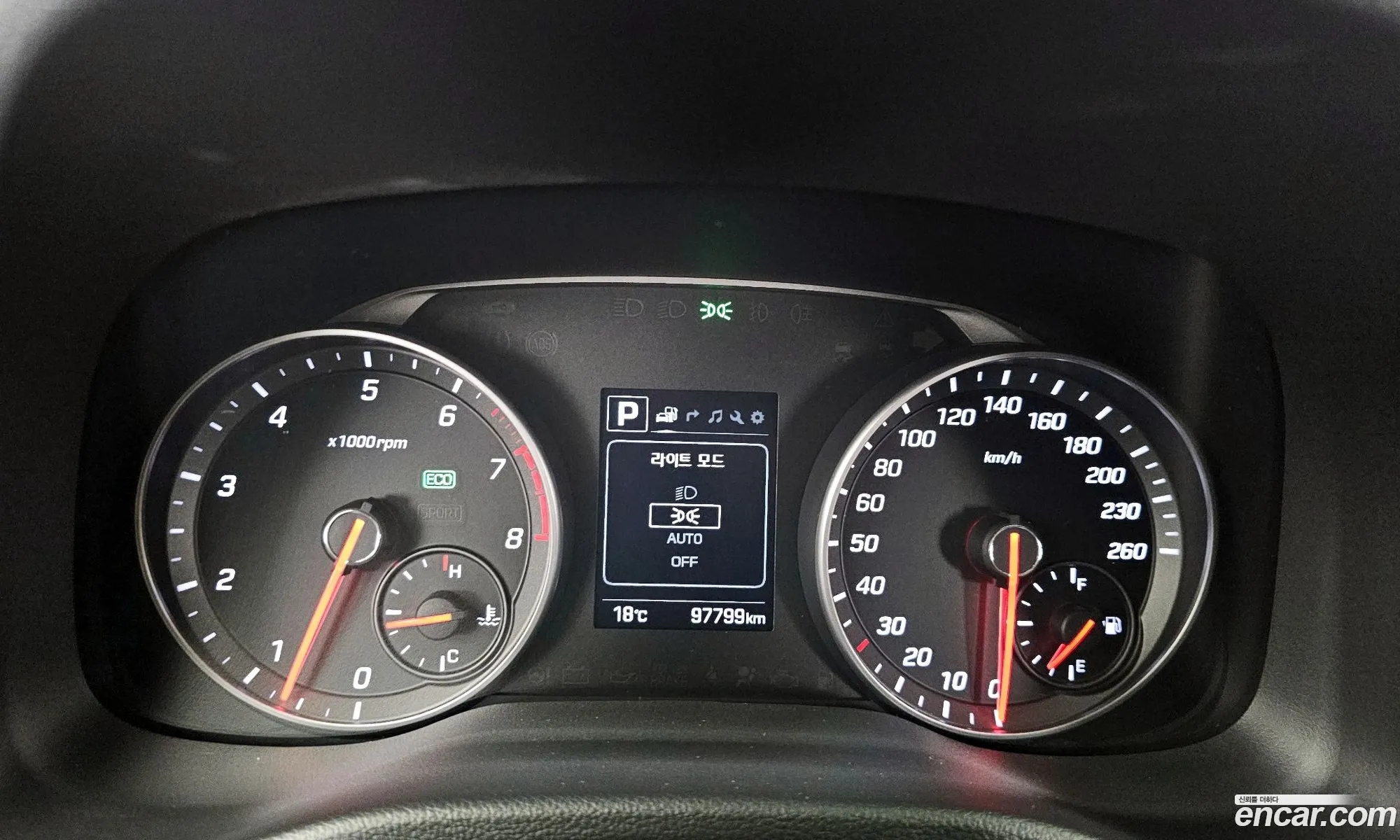 Hyundai Elantra AD 2016 — 2