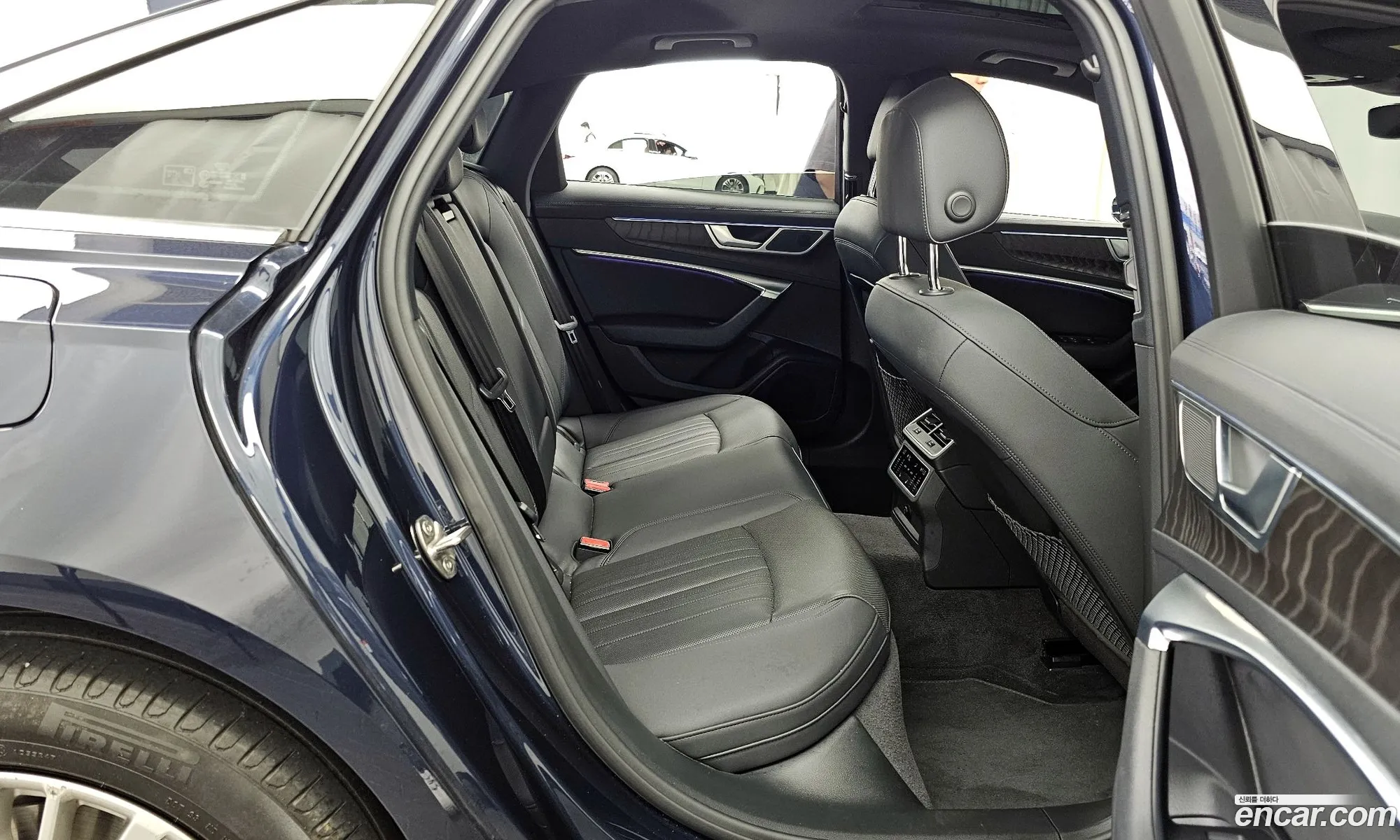 Audi A6 2021 — 3