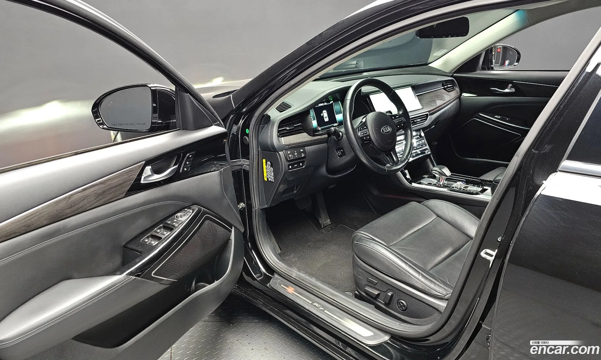 Kia K7 Premier Hybrid 2019 — 9