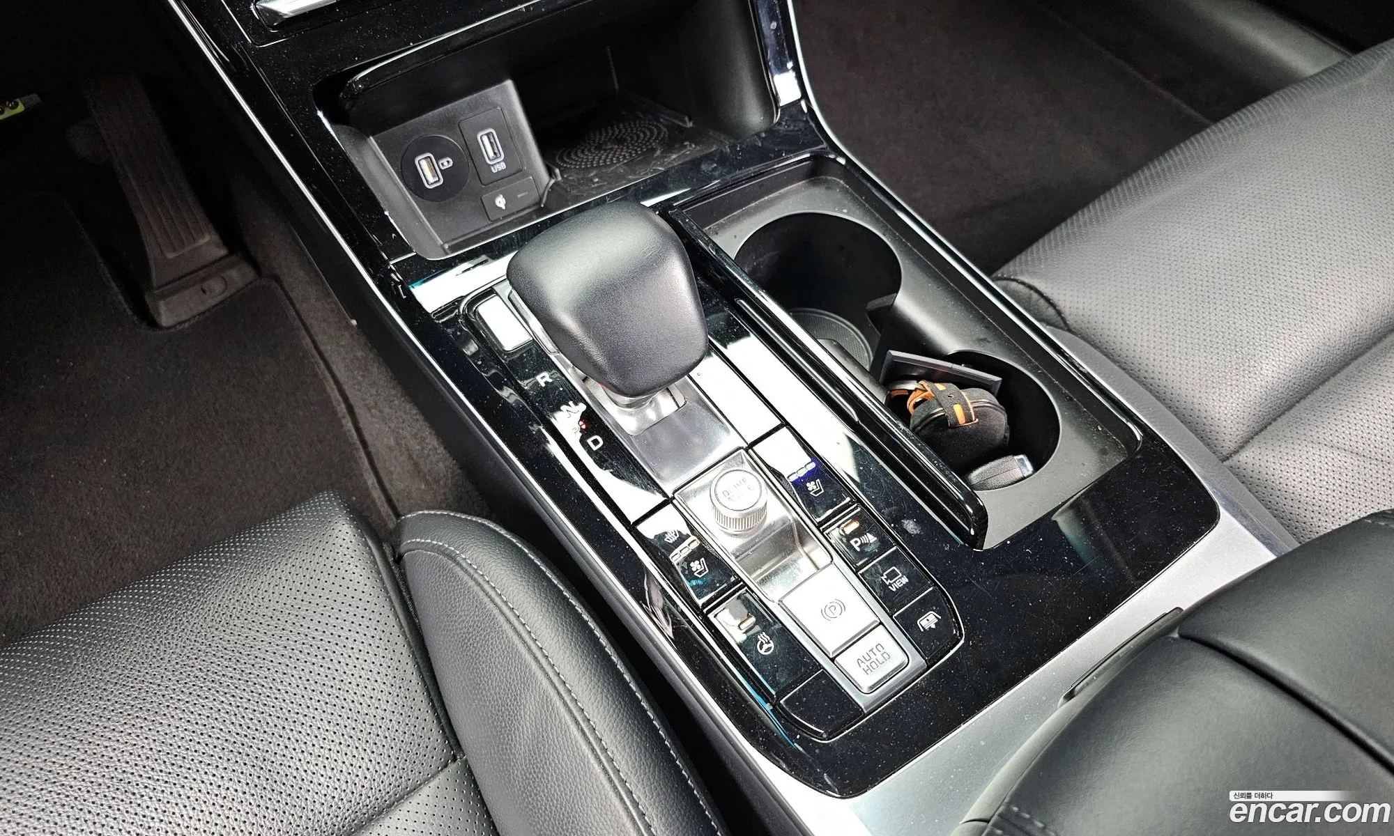 Kia K7 Premier Hybrid 2019 — 19