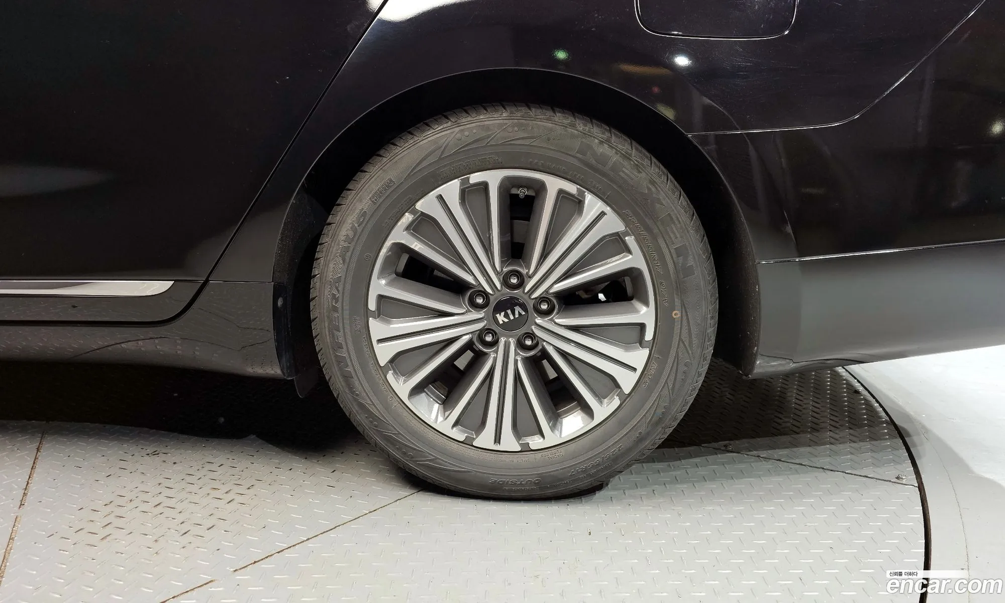 Kia K7 Premier Hybrid 2019 — 15