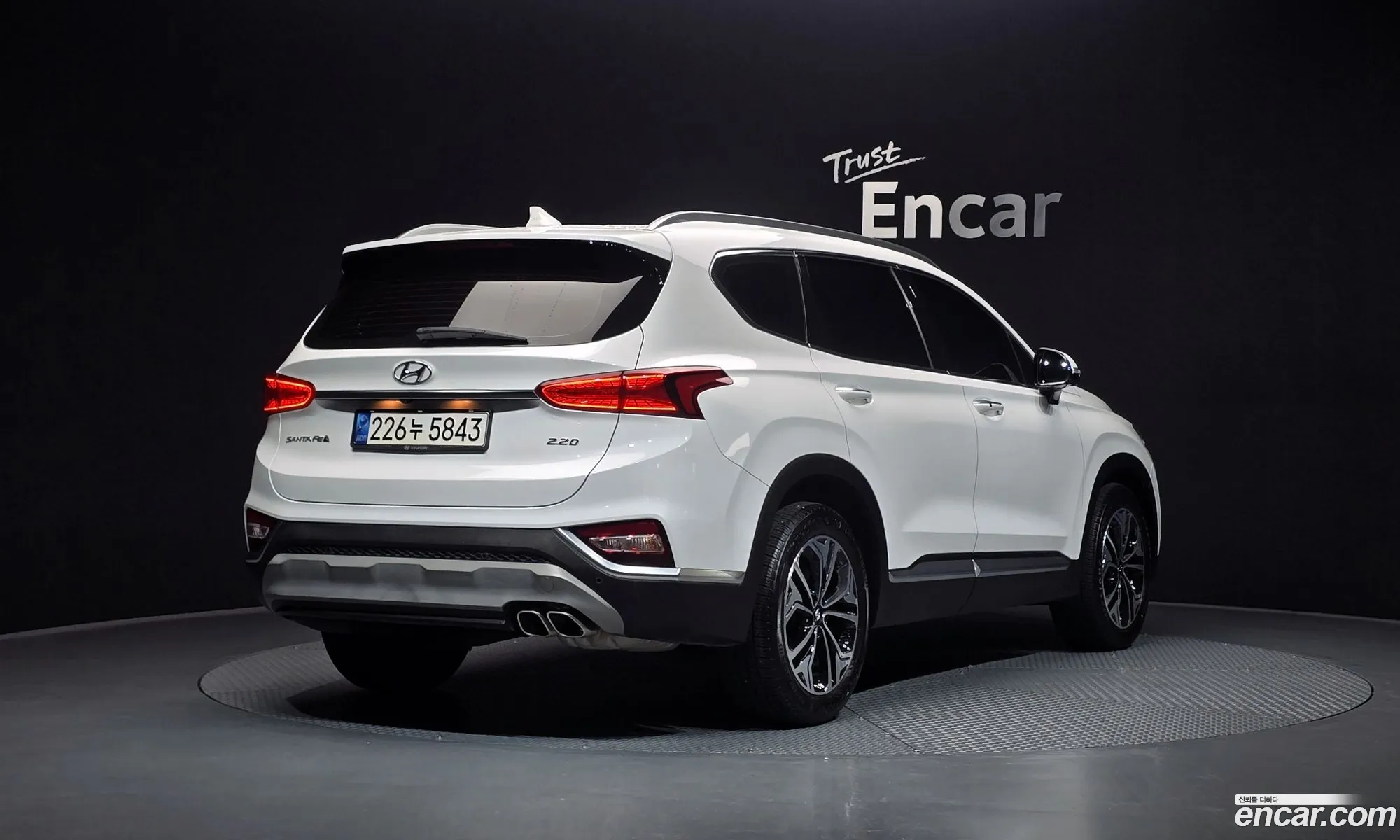 Hyundai Santa Fe TM 2019 — 19