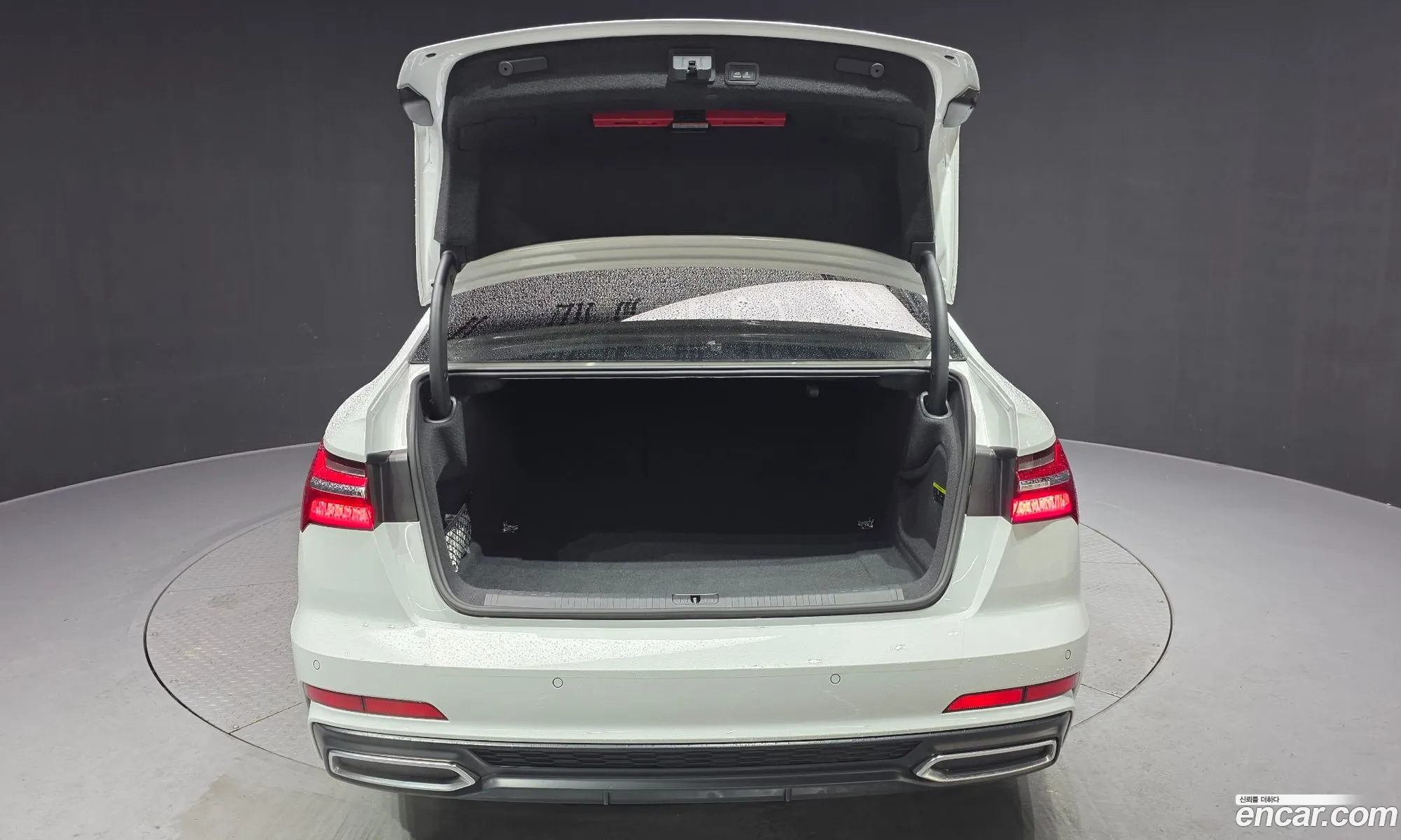 Audi A6 2022 WAUZZZF21PN017443 — 11
