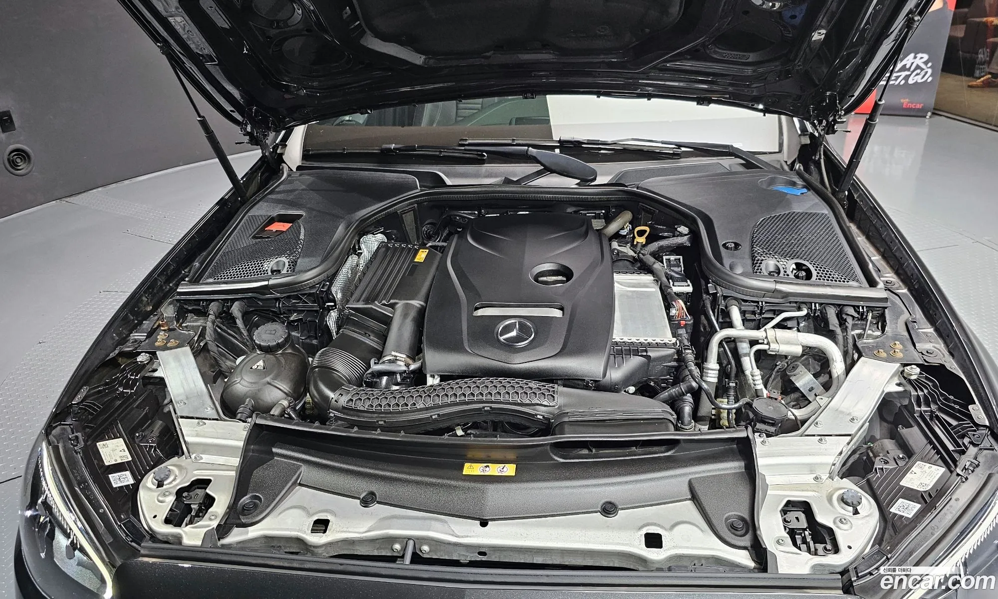 Mercedes-Benz E-Class W213 2021 — 13