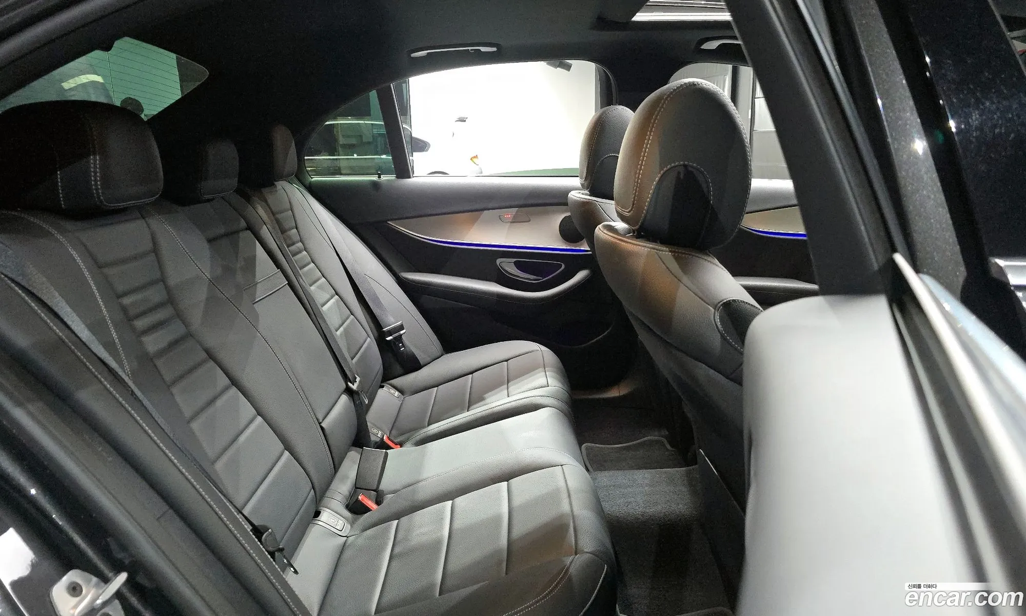Mercedes-Benz E-Class W213 2021 — 19