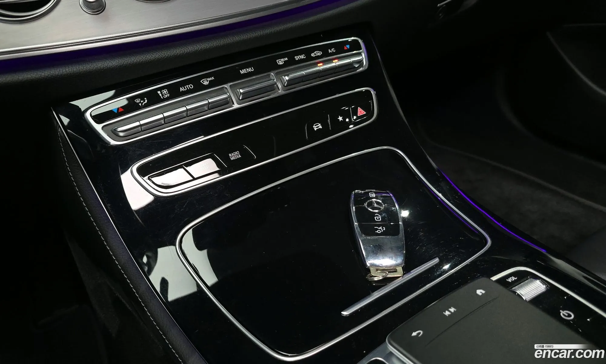 Mercedes-Benz E-Class W213 2021 — 16
