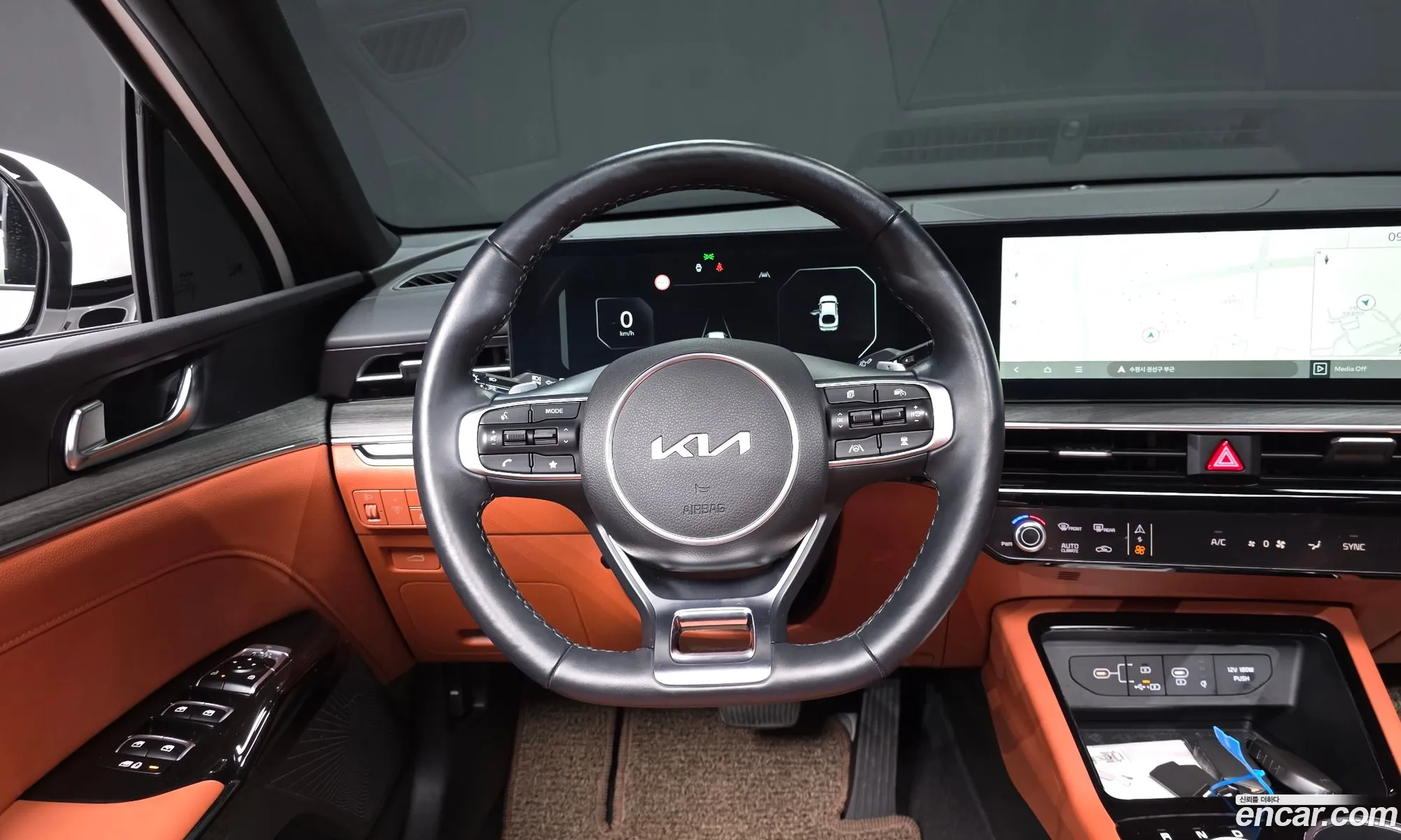Kia K5 2024 — 16