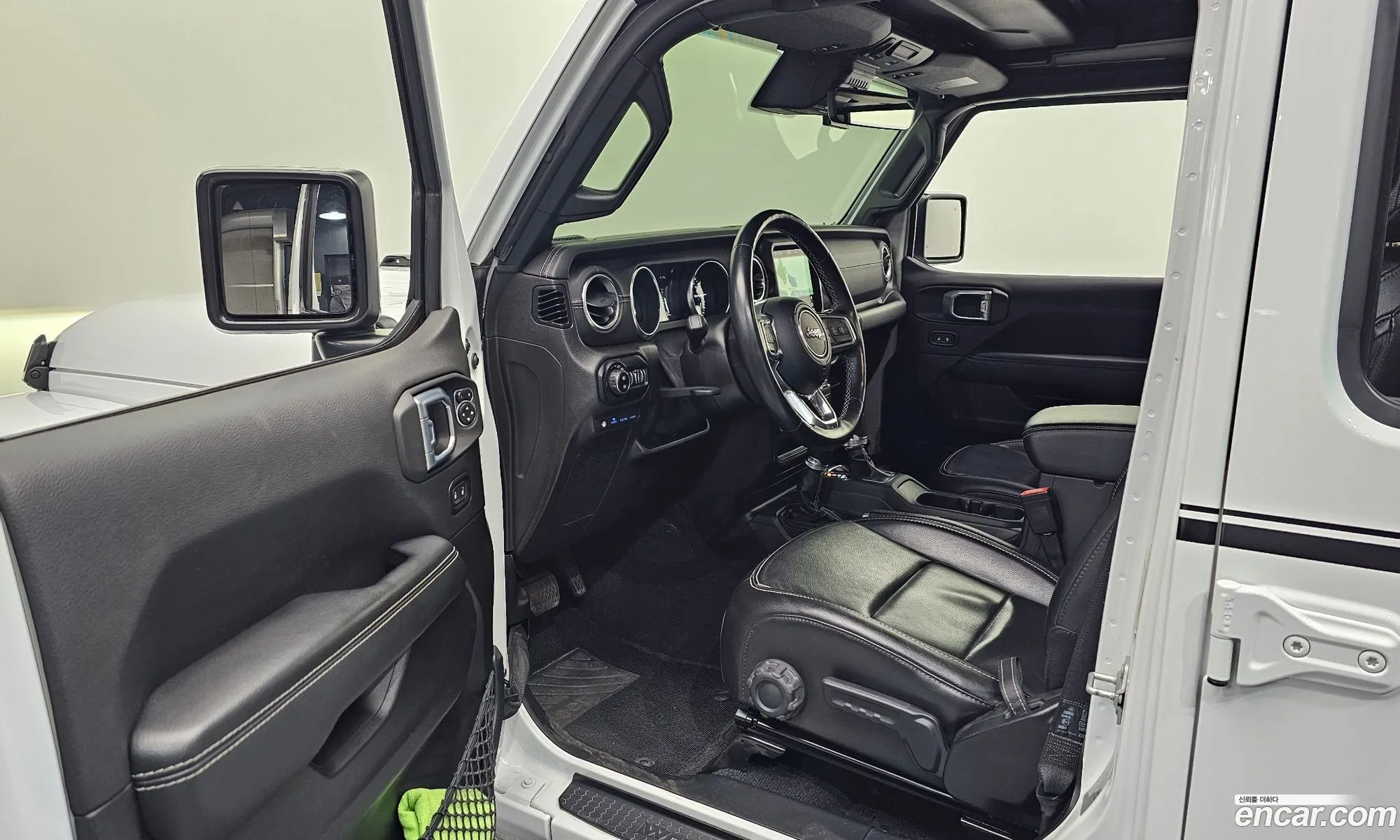 Jeep Wrangler 2021 11111111111111111 — 4