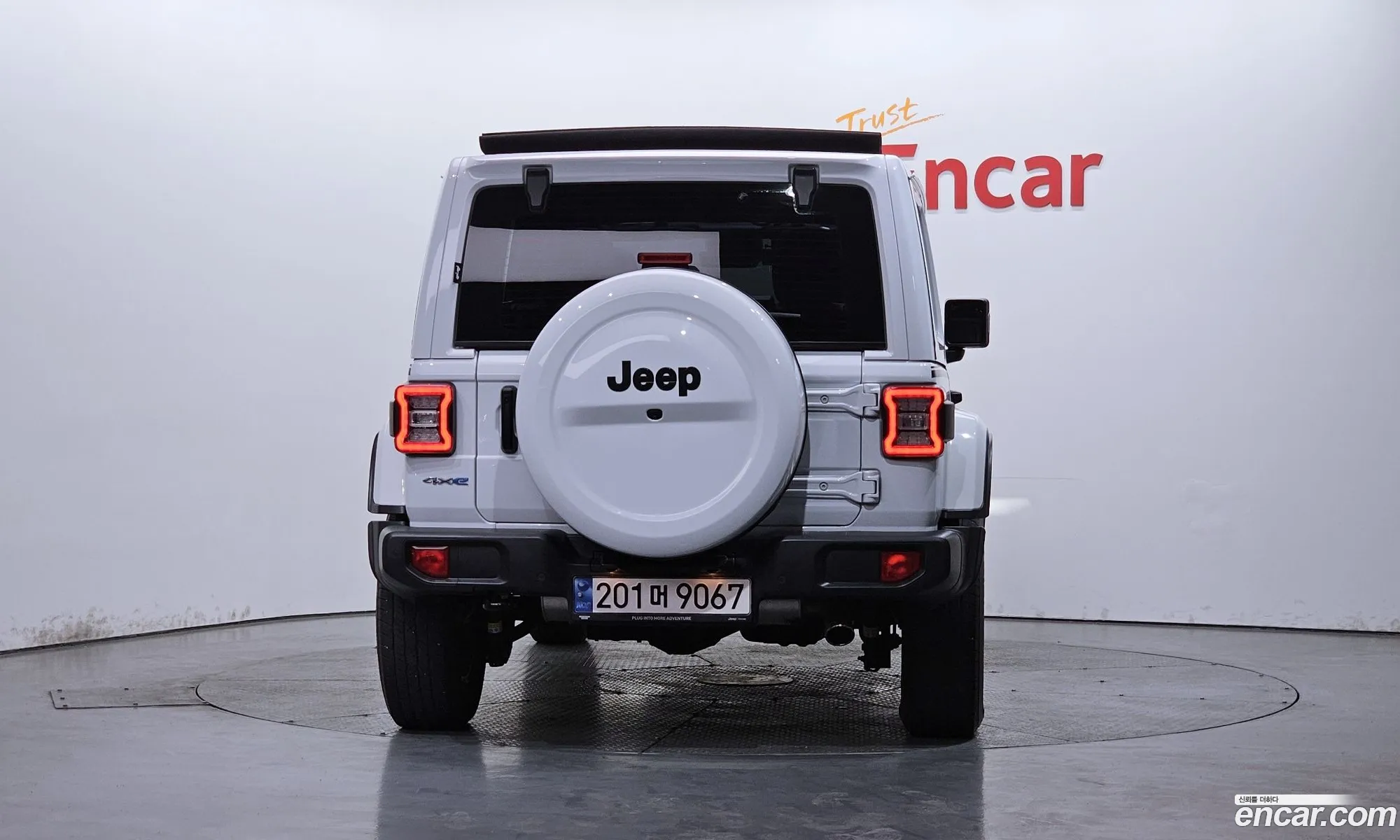 Jeep Wrangler 2021 11111111111111111 — 18