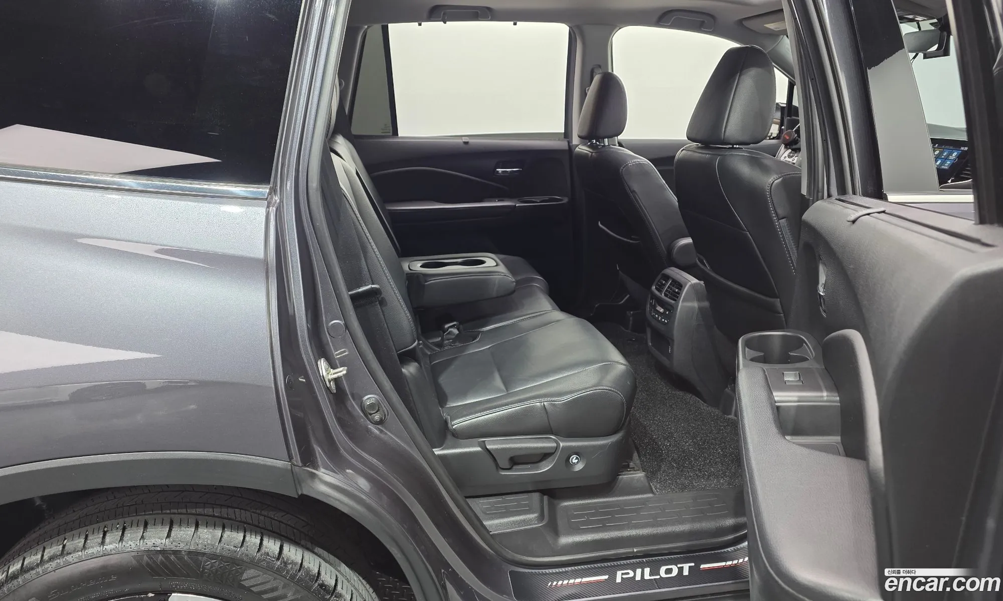 Honda Pilot 2019 5FNYF686111111111 — 10