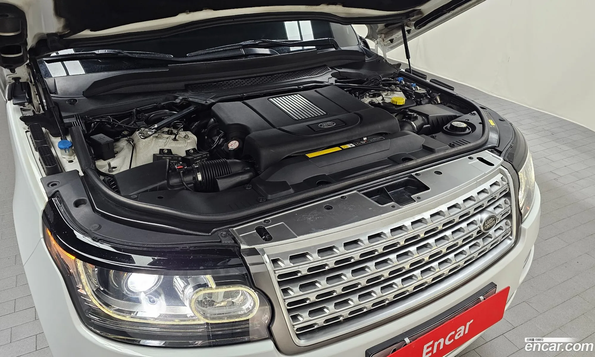 Land Rover Range Rover 2015 SALGA2JF8FA213414 — 12