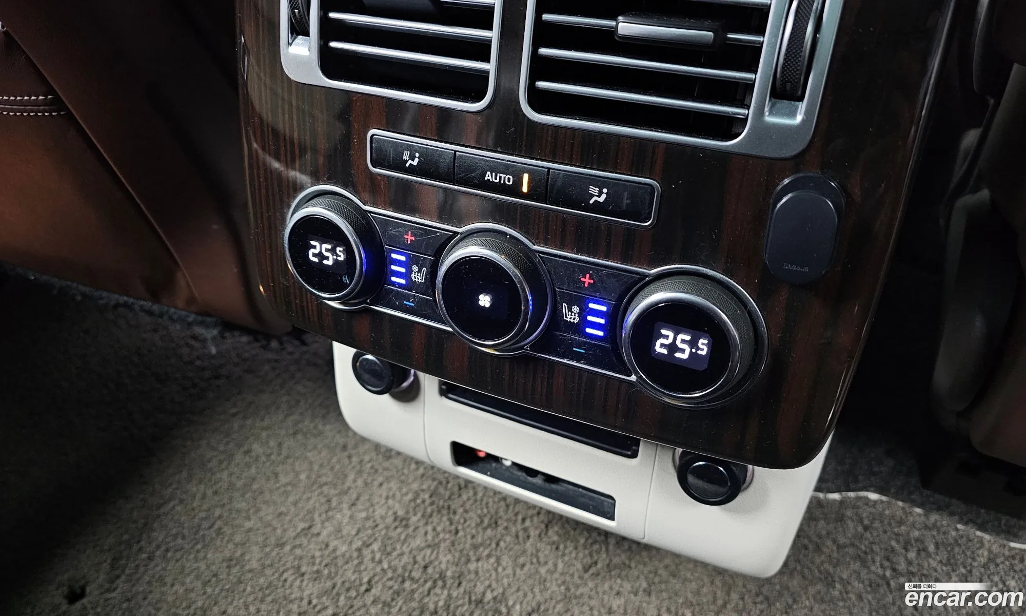 Land Rover Range Rover 2015 SALGA2JF8FA213414 — 19