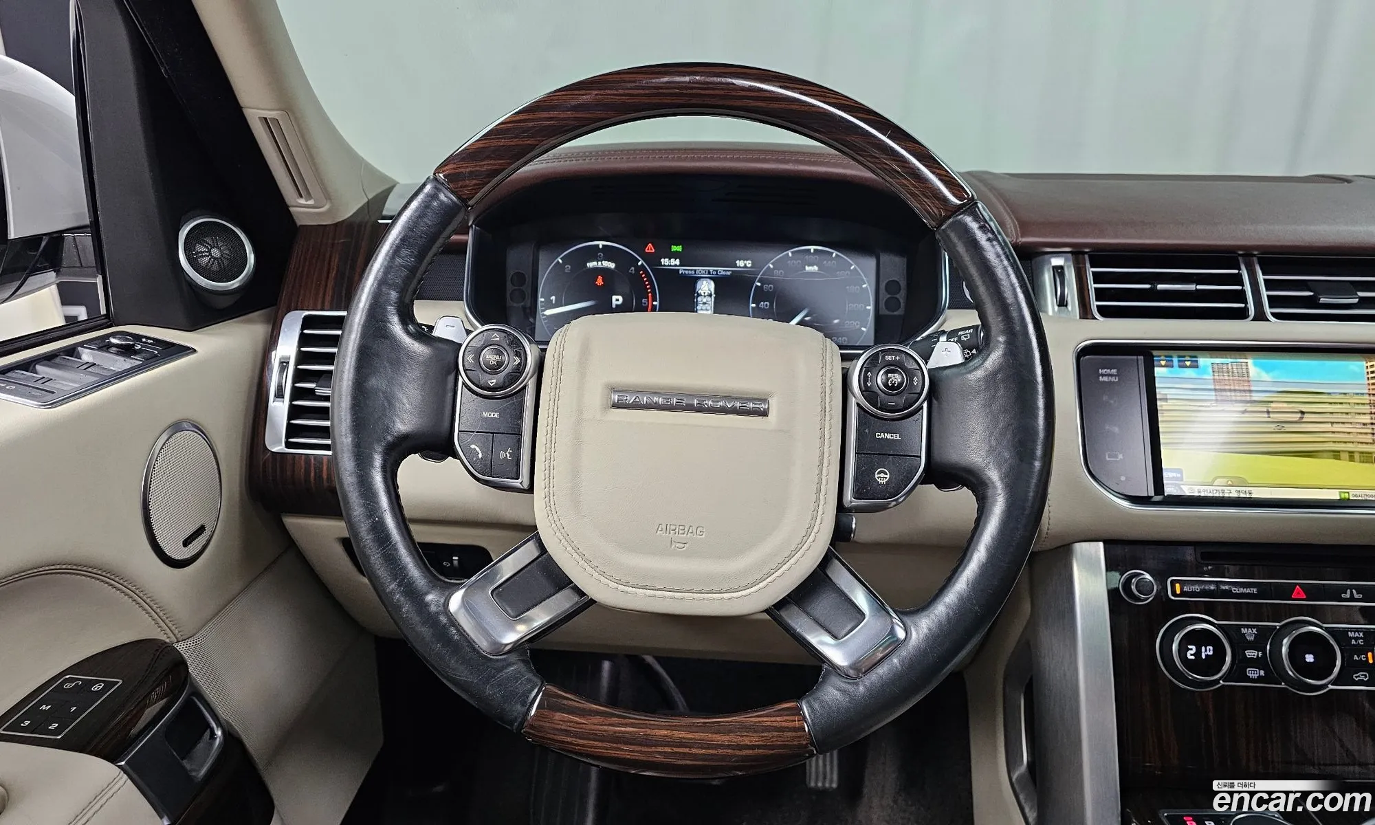 Land Rover Range Rover 2015 SALGA2JF8FA213414 — 5