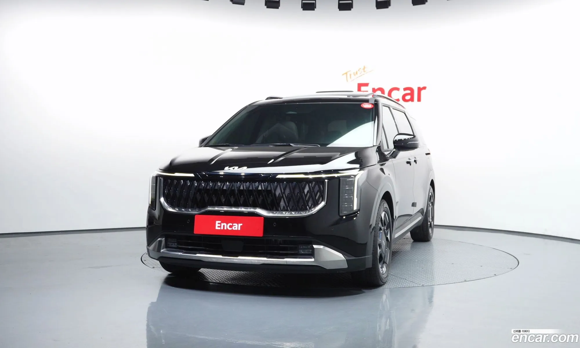 Kia Carnival 2024 — 8