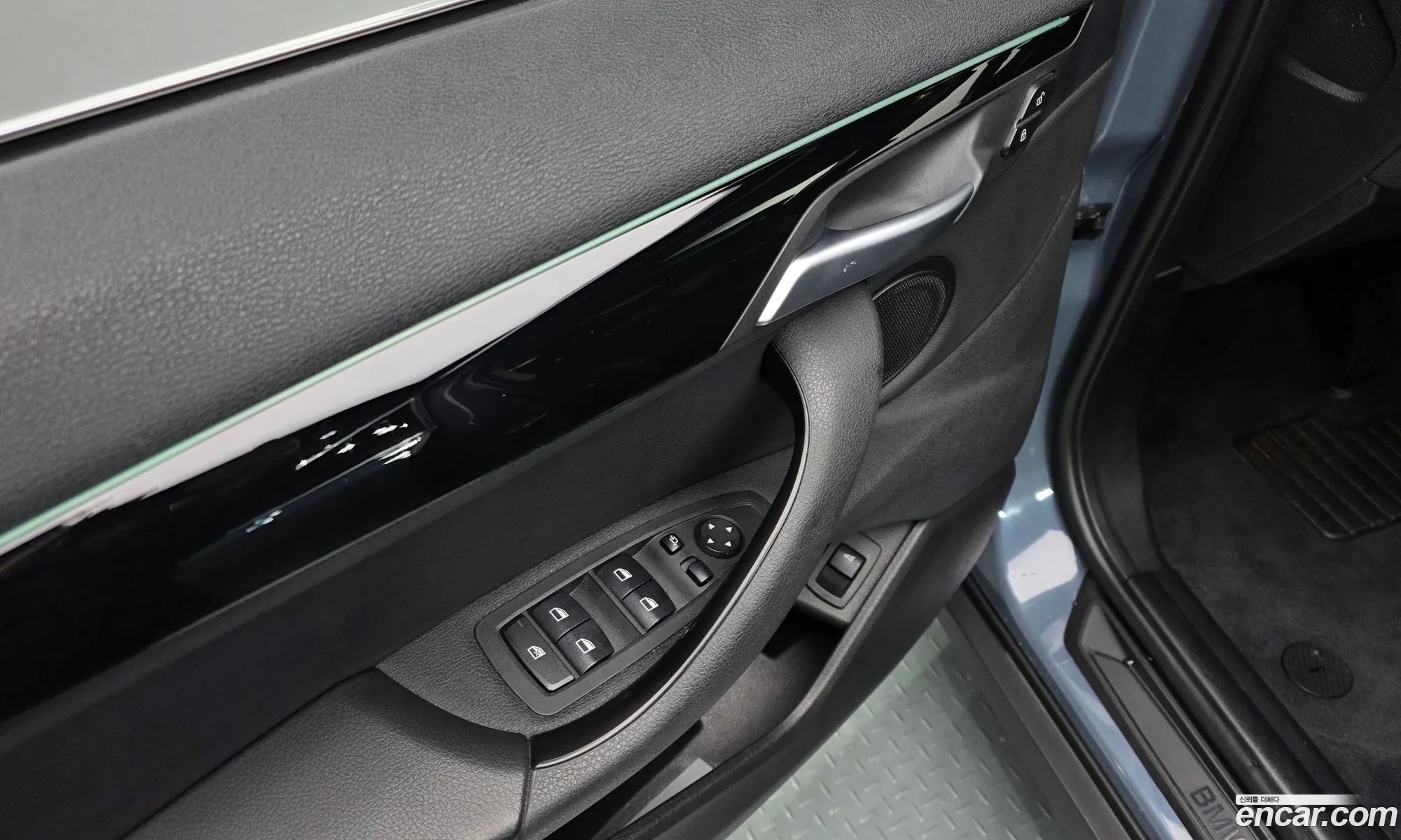BMW X2 2021 WBA11DF09M5S81401 — 8