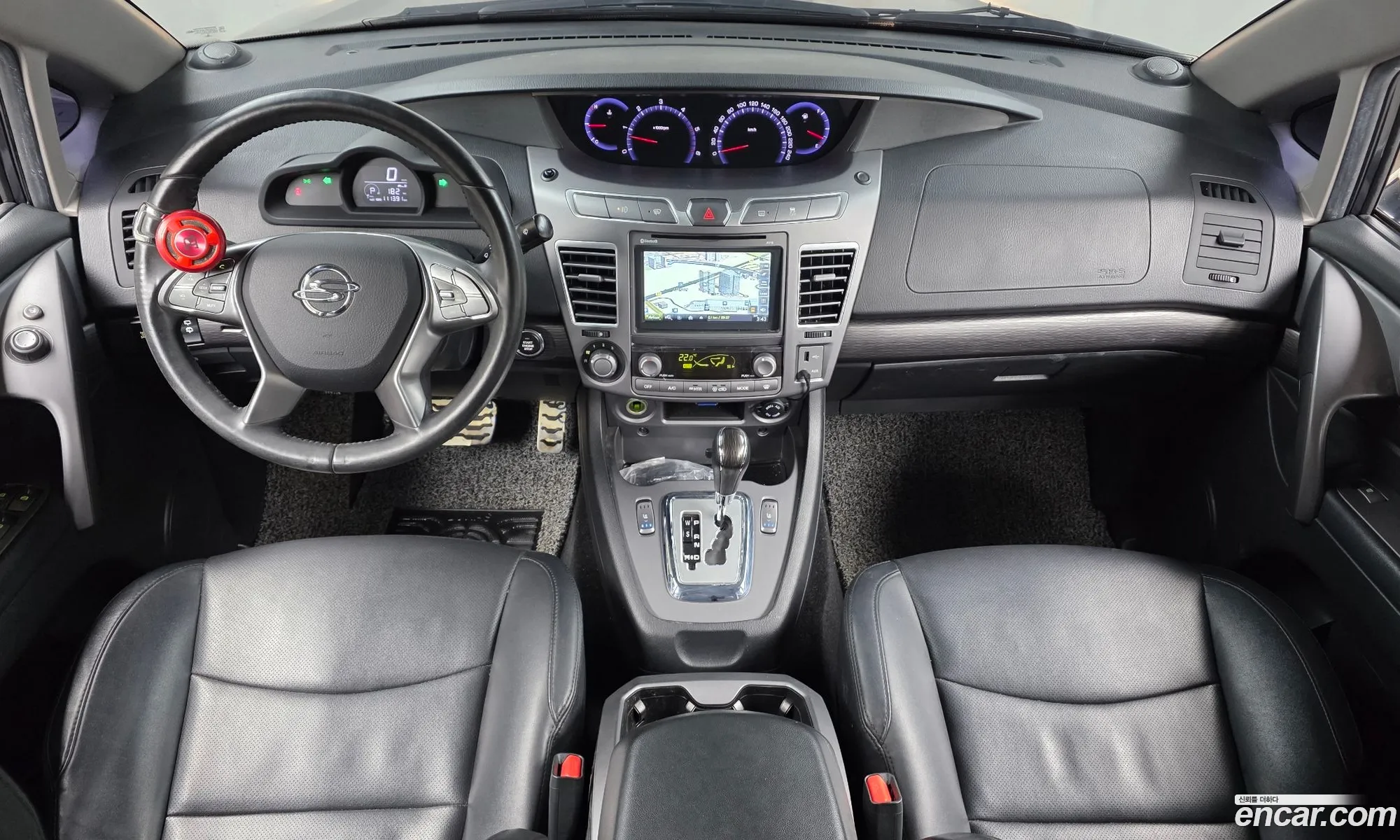 KG Mobility (SsangYong) Korando Turismo 2017 — 2
