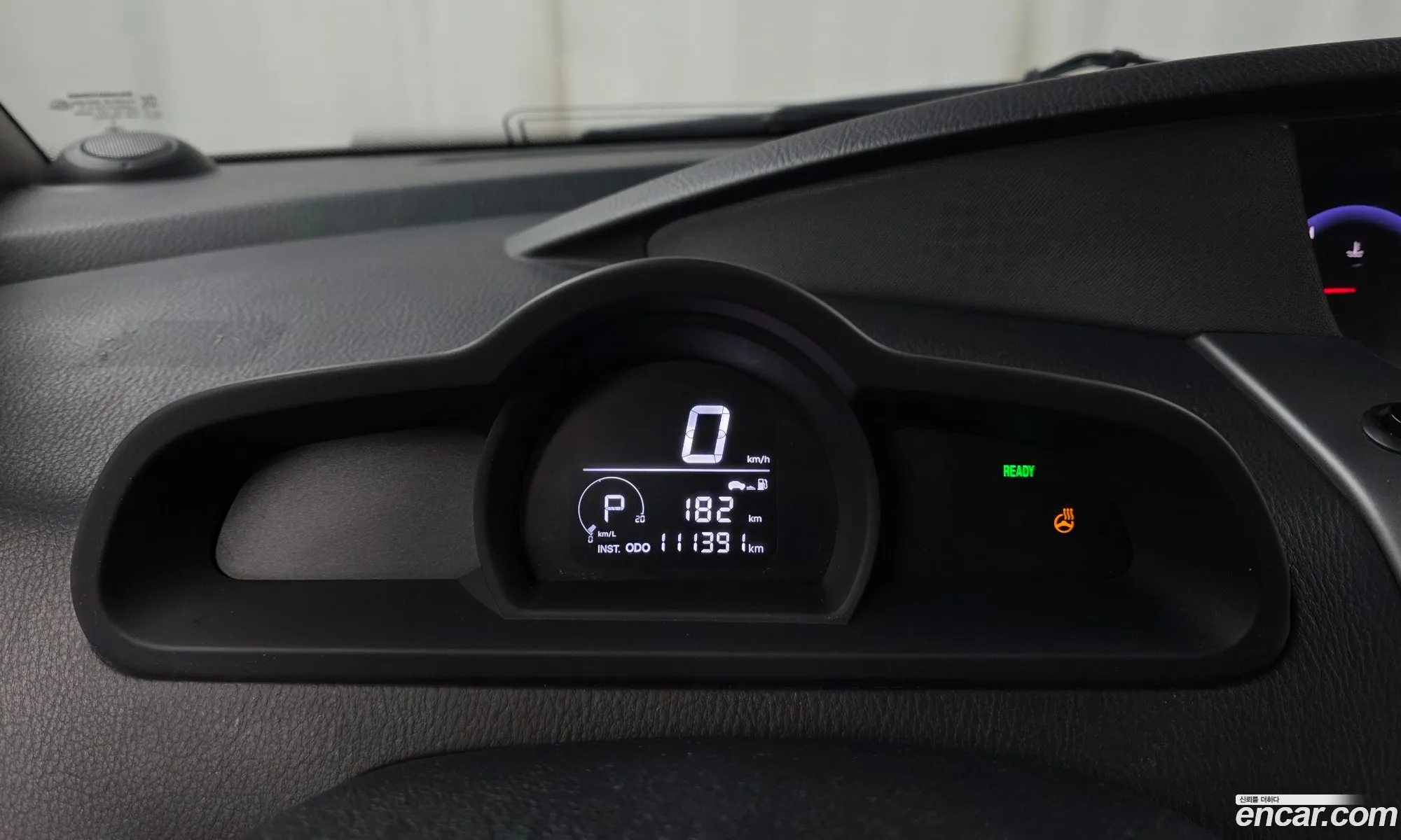 KG Mobility (SsangYong) Korando Turismo 2017 — 12