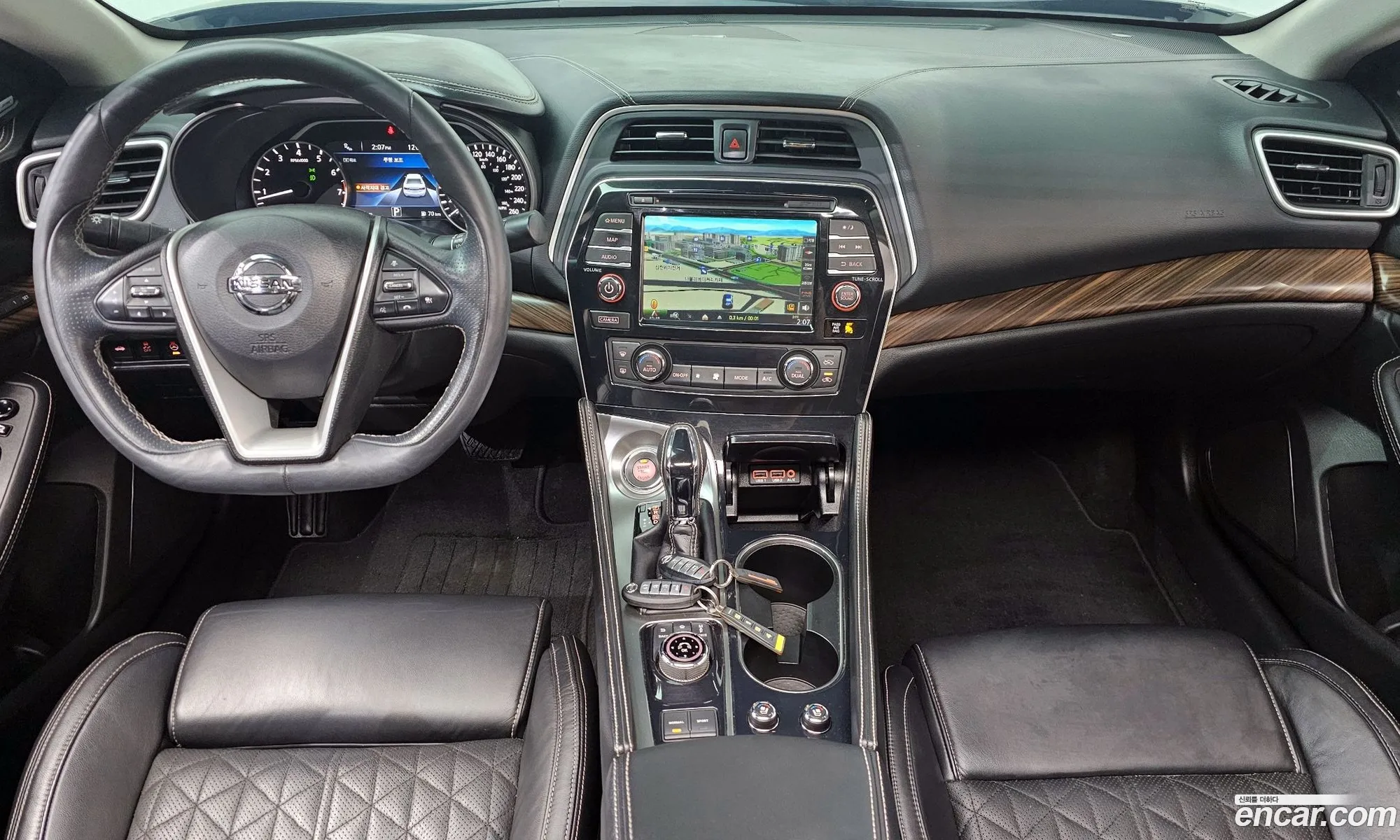 Nissan Maxima