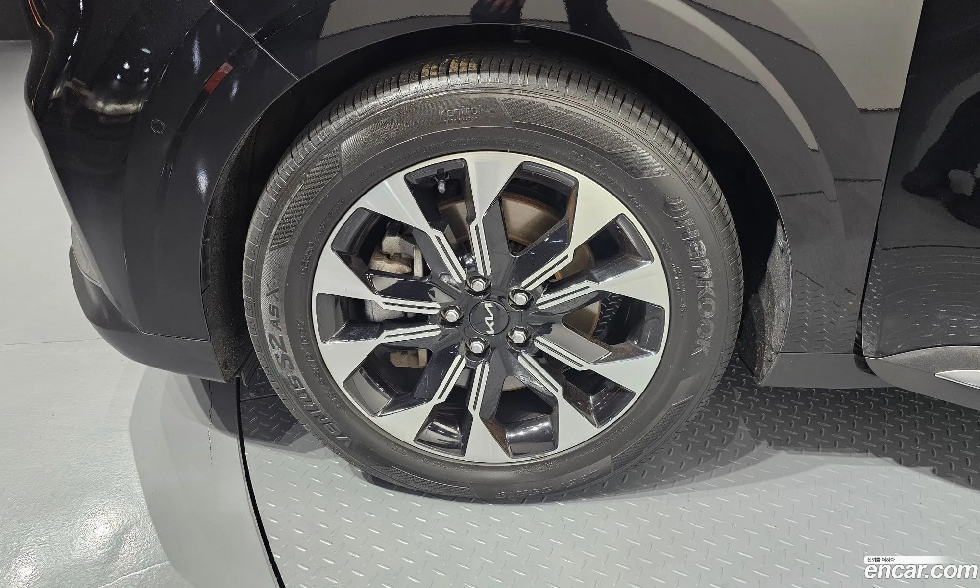 Kia Carnival 2022 — 19