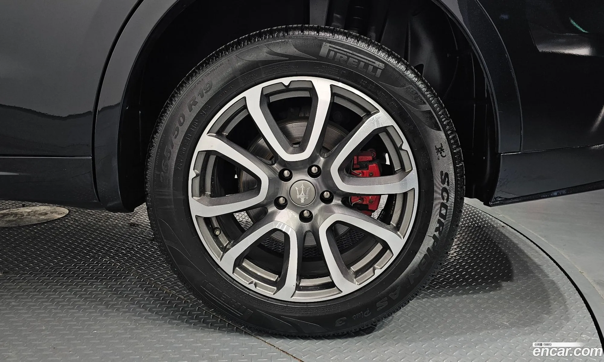 Maserati Levante 2018 — 18