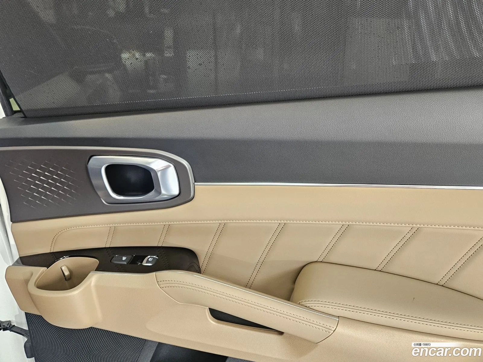 Kia Sorento 2023 — 19
