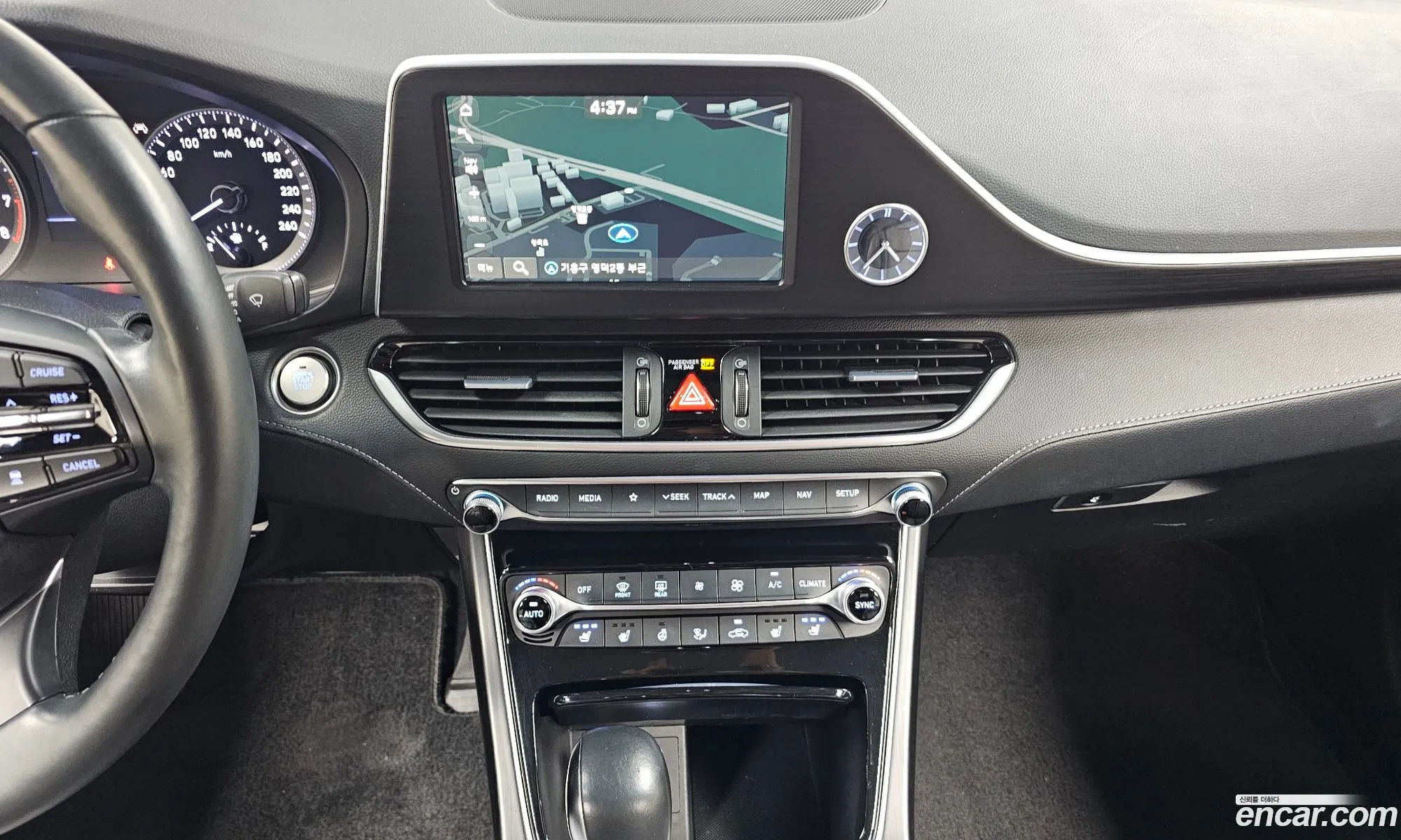 Hyundai Grandeur IG 2018 — 15