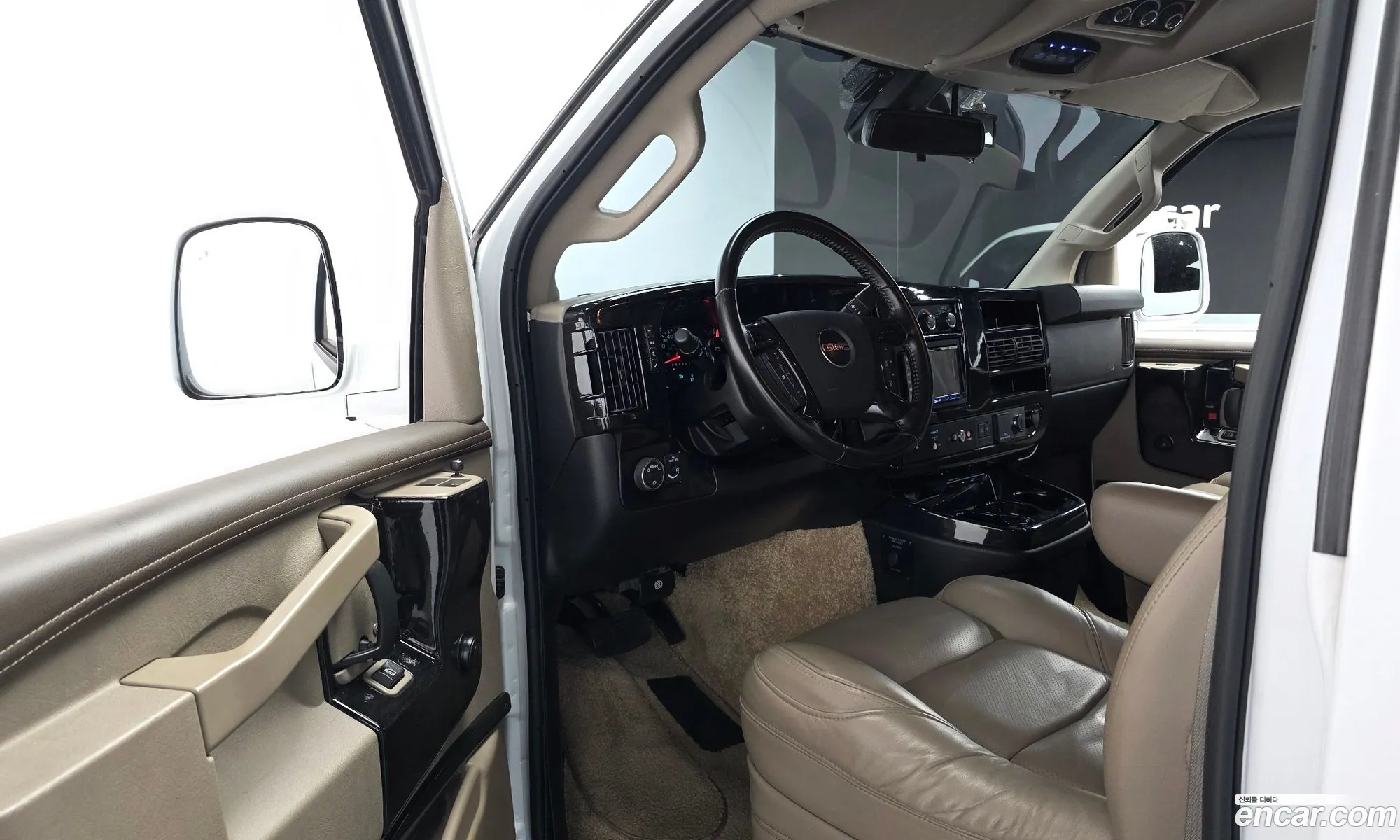 GMC Savana