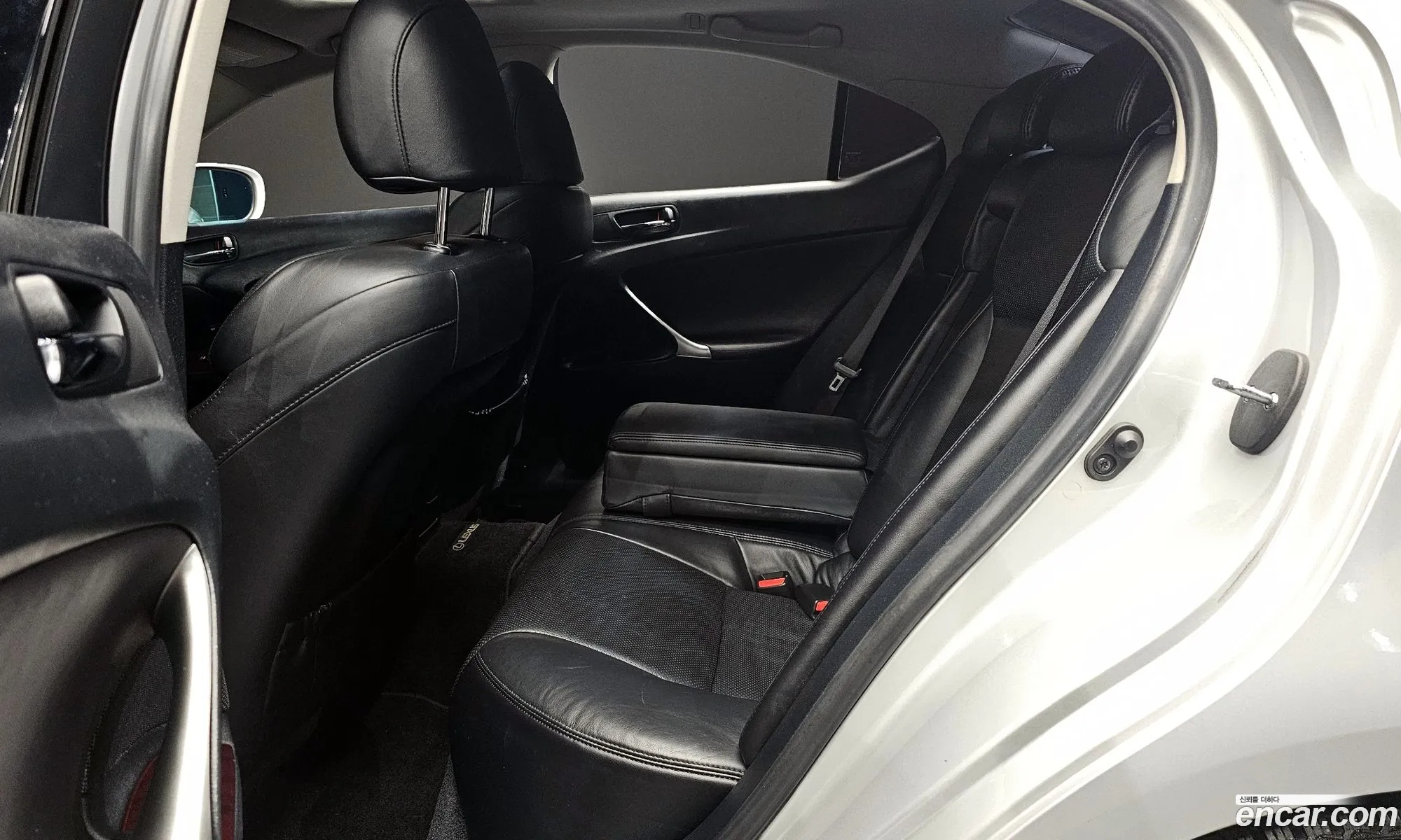 Lexus IS250 2008 — 11