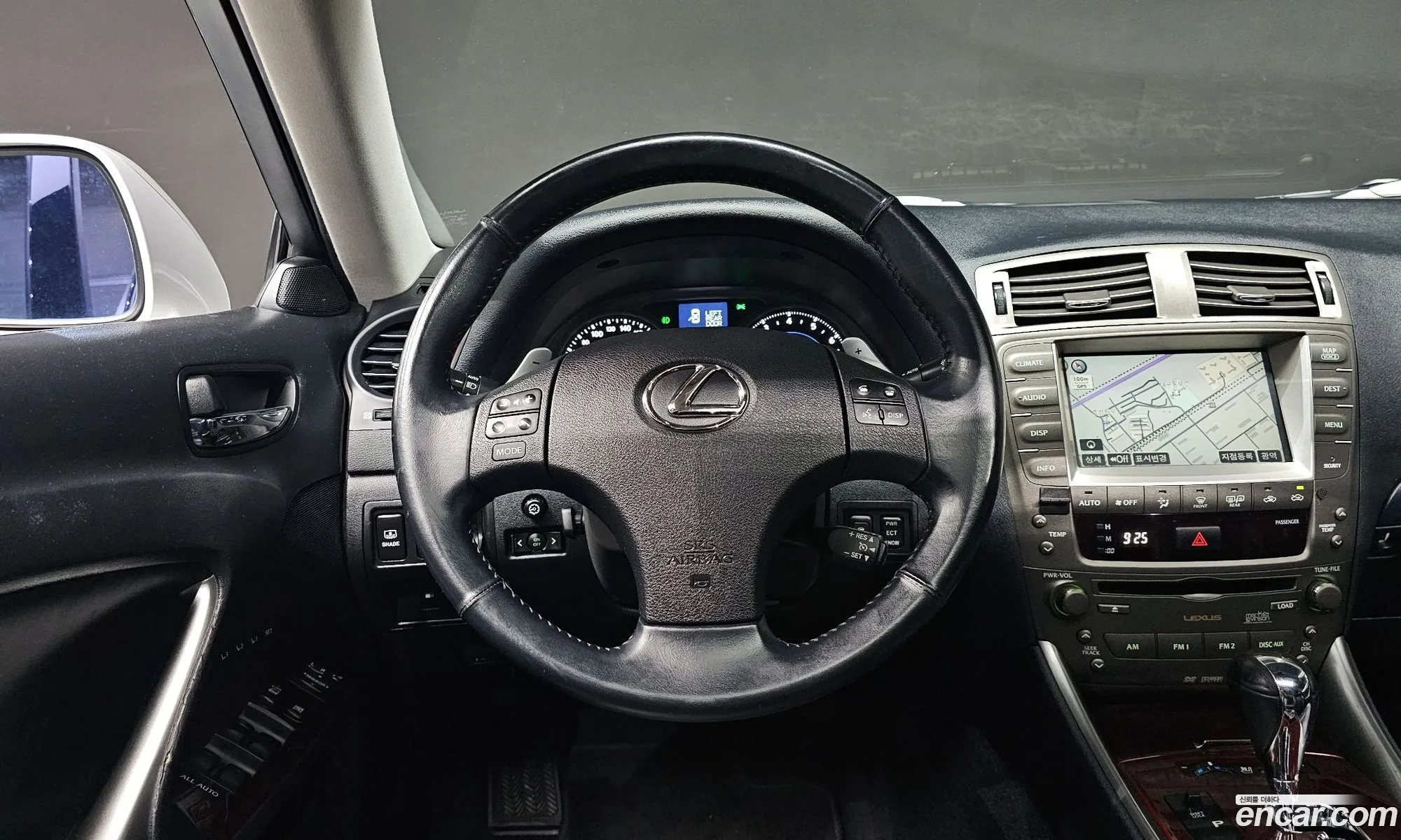 Lexus IS250 2008 — 16
