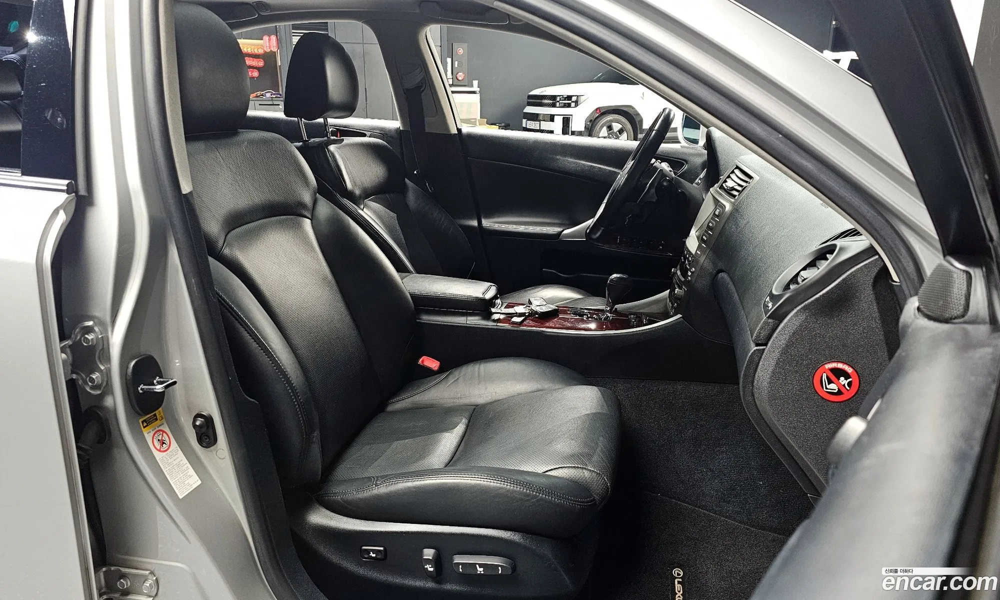 Lexus IS250 2008 — 10