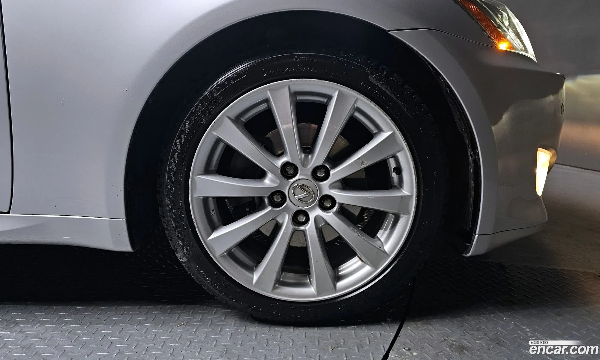 Lexus IS250 2008 — 6